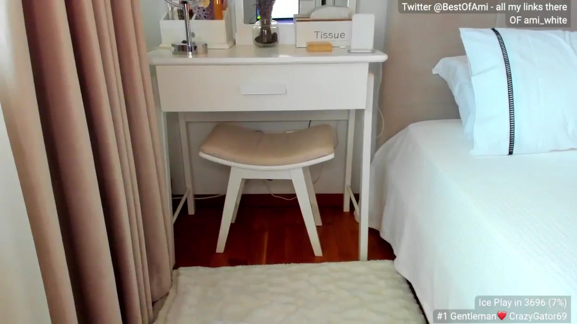 Gallery image thumbnail from Ami_White's myfreecams stream on, 06/12/2024, 04:57 image 16 of 20