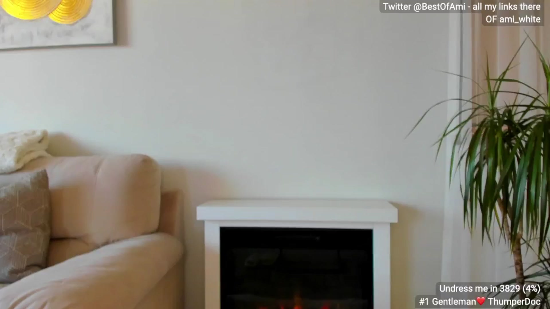 Gallery image thumbnail from Ami_White's myfreecams stream on, 06/27/2024, 04:32 image 7 of 20