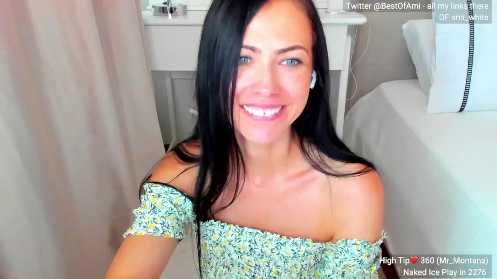 Gallery image thumbnail from Ami_White's myfreecams stream on, 08/10/2024, 08:00 image 18 of 20