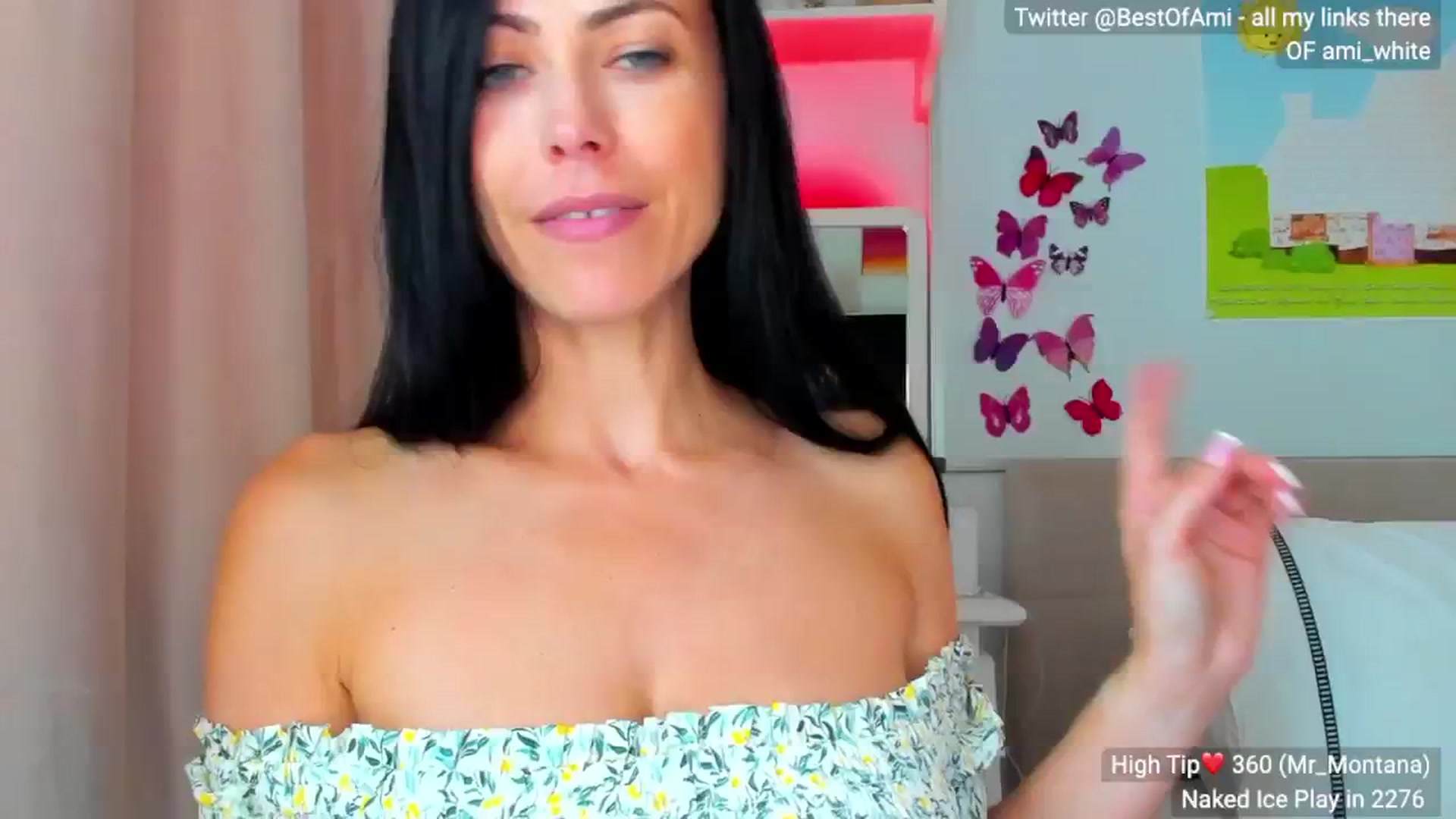 Gallery image thumbnail from Ami_White's myfreecams stream on, 08/10/2024, 08:00 image 12 of 20