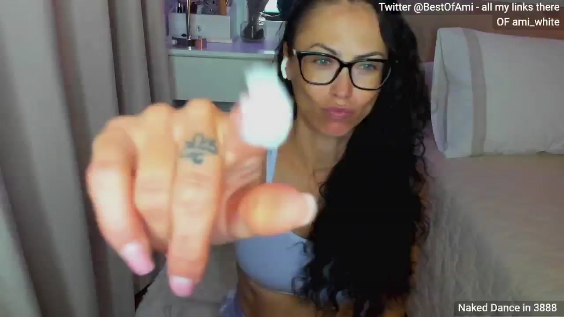 Gallery image thumbnail from Ami_White's myfreecams stream on, 09/19/2024, 05:07 image 2 of 20