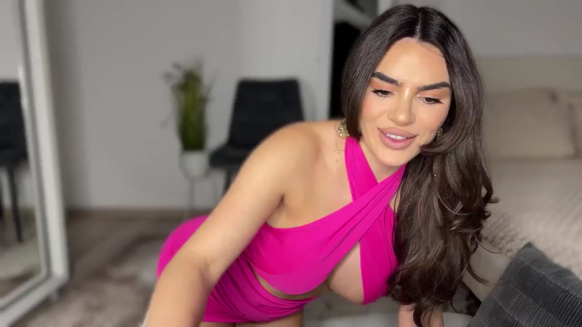 Gallery image thumbnail from Ami_loveee's myfreecams stream on, 02/20/2025, 22:25 image 4 of 20