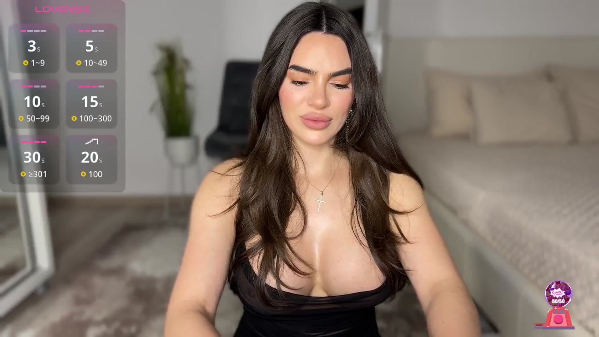 Gallery image thumbnail from Ami_loveee's myfreecams stream on, 04/28/2025, 18:11 image 16 of 20