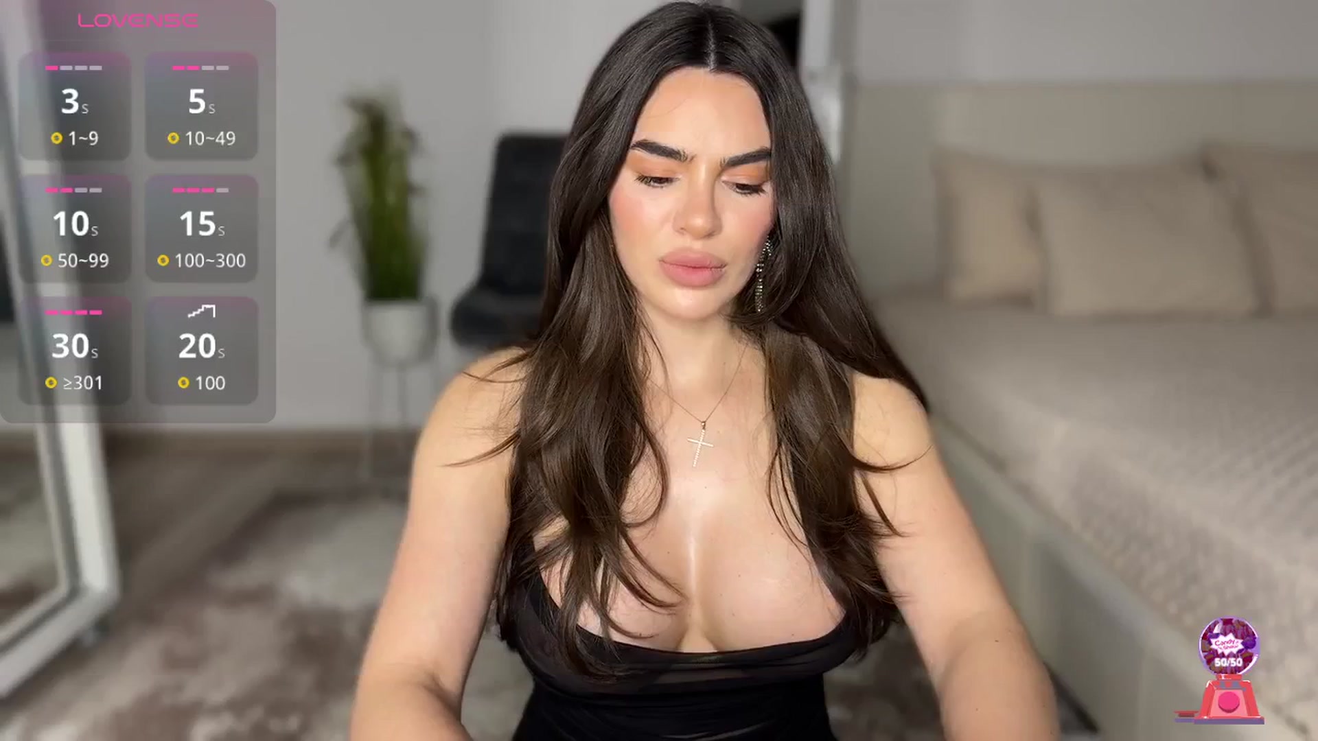 Gallery image thumbnail from Ami_loveee's myfreecams stream on, 04/28/2025, 18:11 image 15 of 20