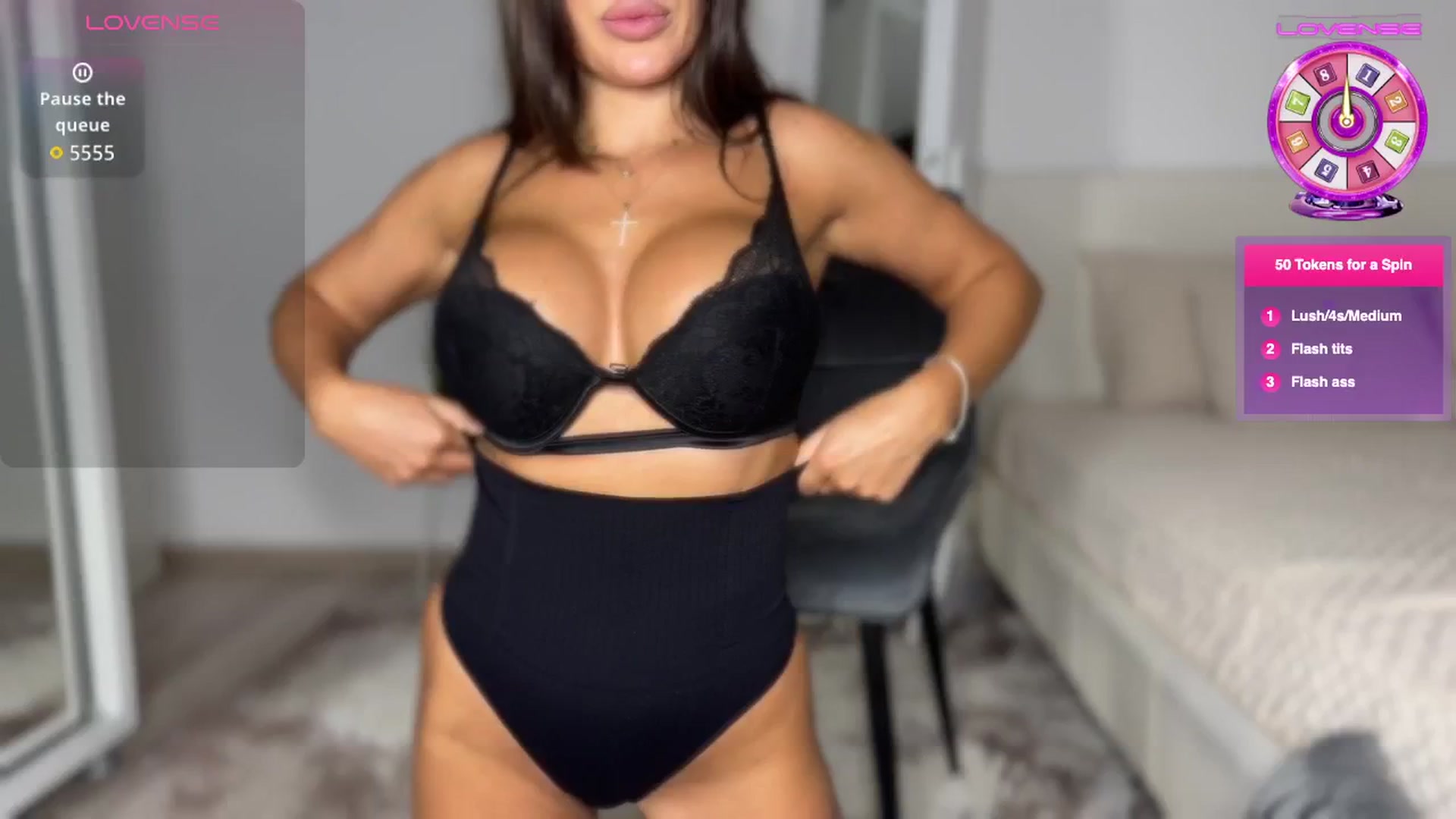 Gallery image thumbnail from Ami_loveee's myfreecams stream on, 09/08/2025, 19:34 image 5 of 20