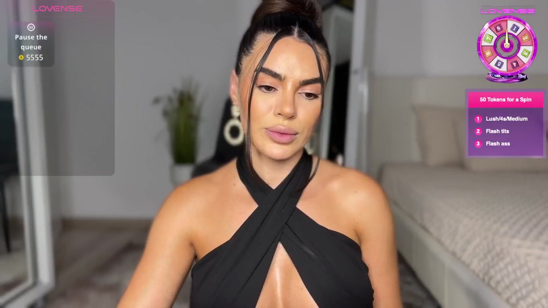 Gallery image thumbnail from Ami_loveee's myfreecams stream on, 09/19/2025, 19:14 image 1 of 20
