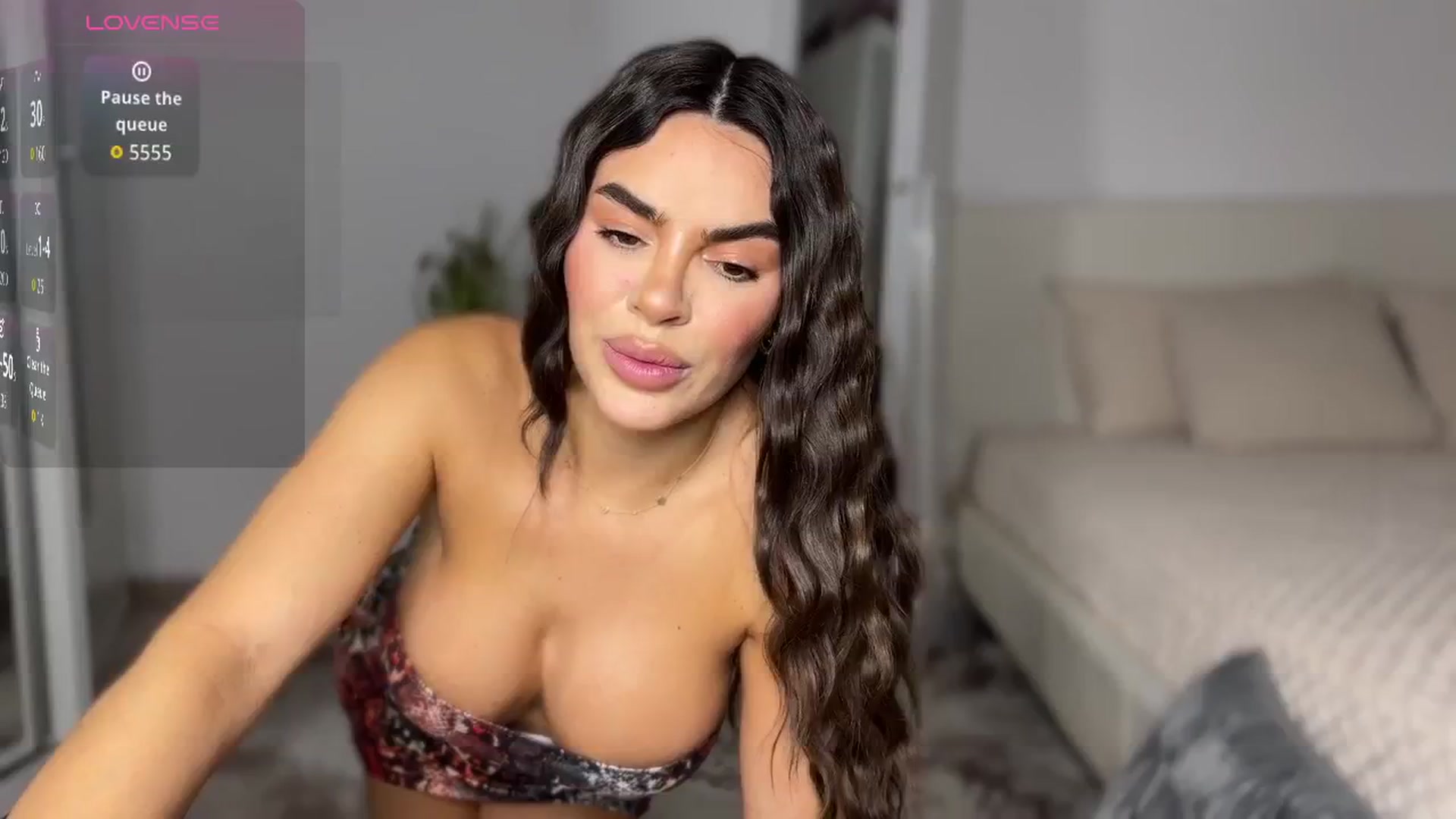 Gallery image thumbnail from Ami_loveee's myfreecams stream on, 10/26/2025, 20:10 image 11 of 20