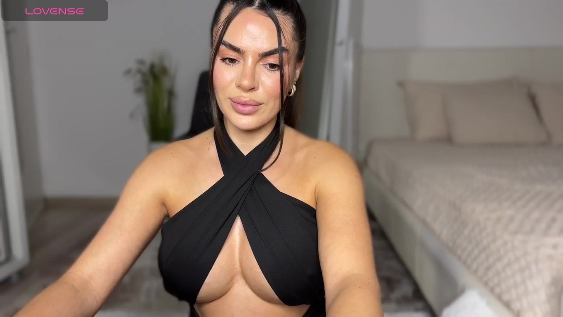 Gallery image thumbnail from Ami_loveee's myfreecams stream on, 11/25/2025, 08:19 image 13 of 20