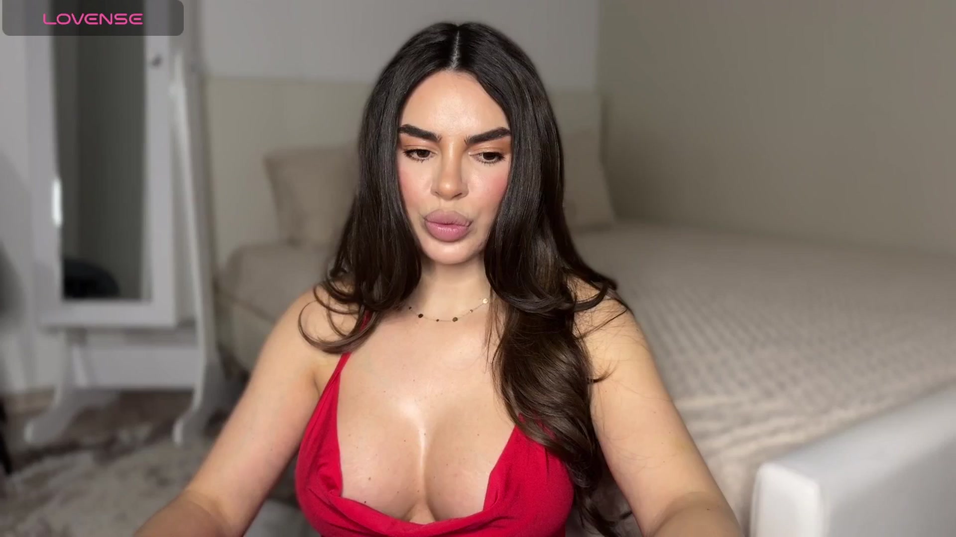 Gallery image thumbnail from Ami_loveee's myfreecams stream on, 03/31/2026, 19:47 image 18 of 20