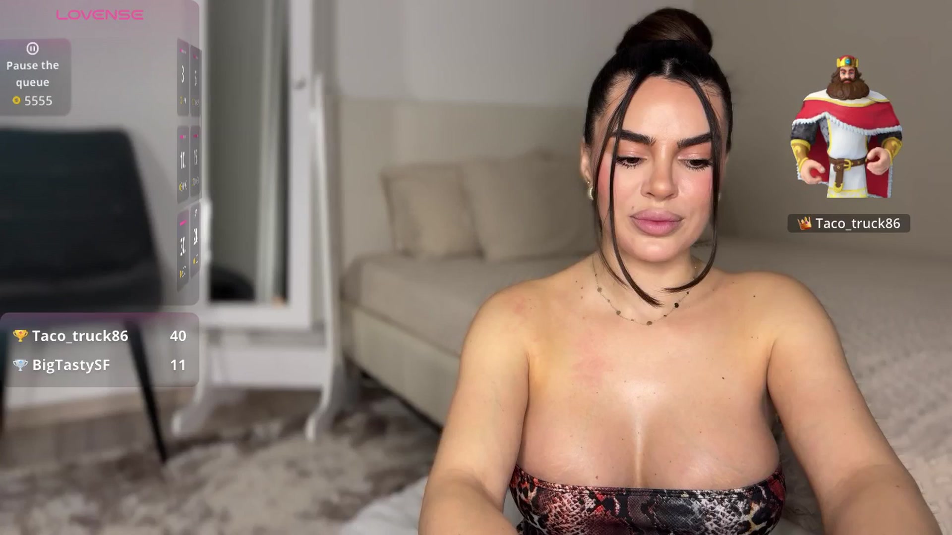 Gallery image thumbnail from Ami_loveee's myfreecams stream on, 04/08/2026, 21:18 image 4 of 20
