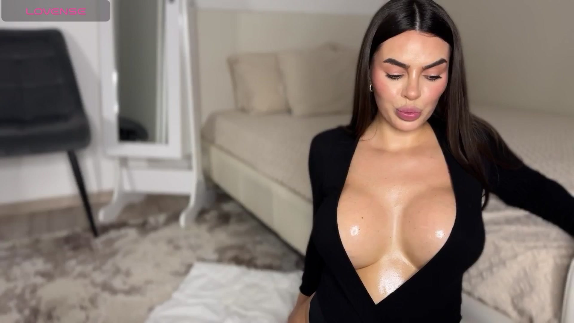 Gallery image thumbnail from Ami_loveee's myfreecams stream on, 04/22/2026, 21:13 image 2 of 20