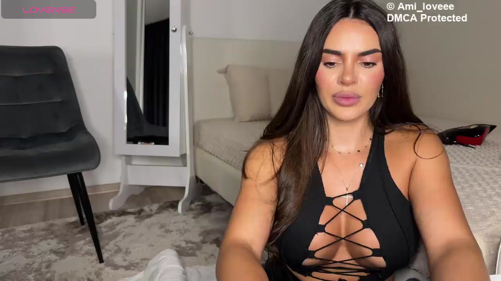Gallery image thumbnail from Ami_loveee's myfreecams stream on, 08/19/2026, 21:38 image 10 of 20