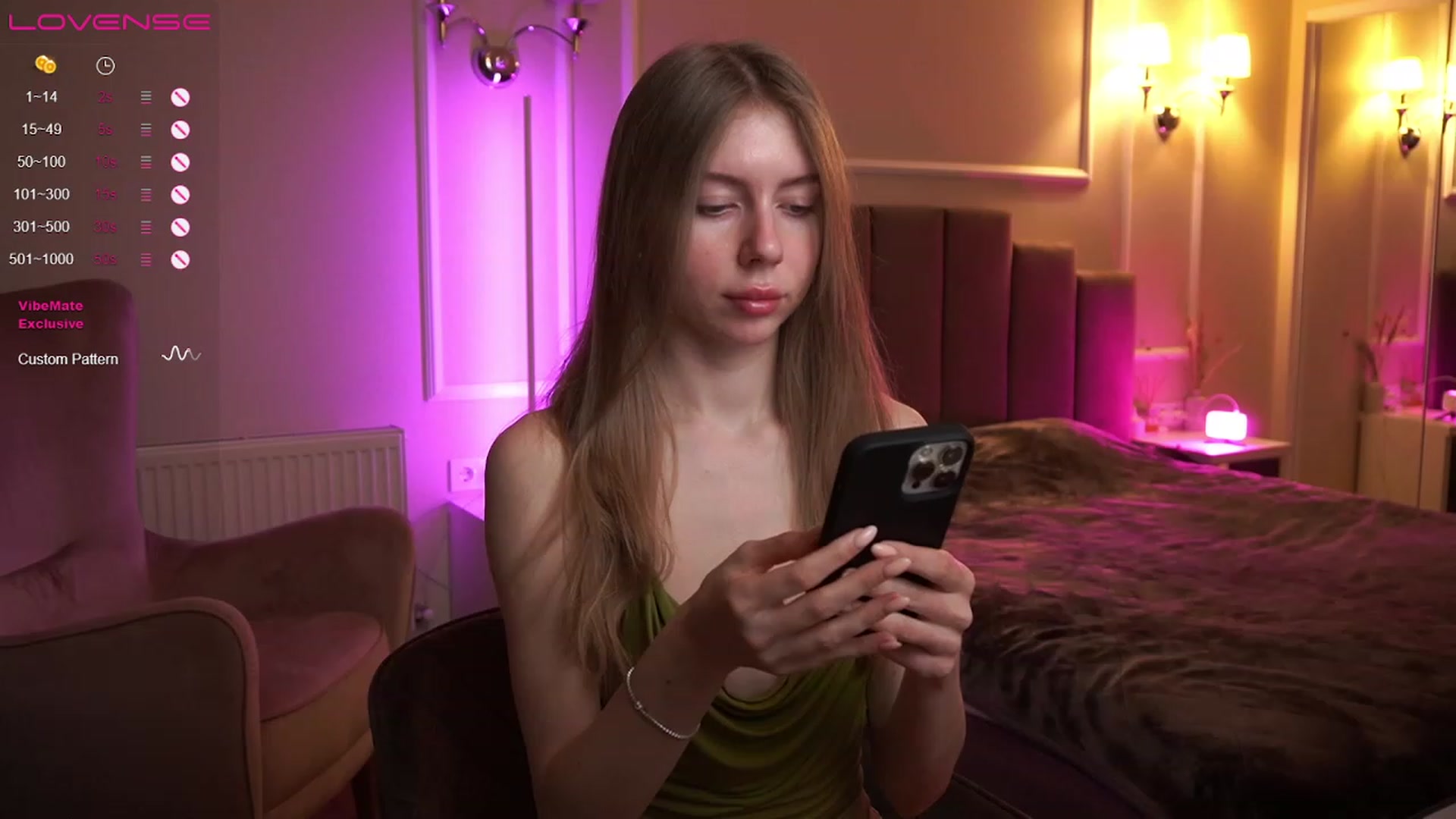 Gallery image thumbnail from Ami_mun's myfreecams stream on, 05/01/2023, 12:02 image 5 of 20