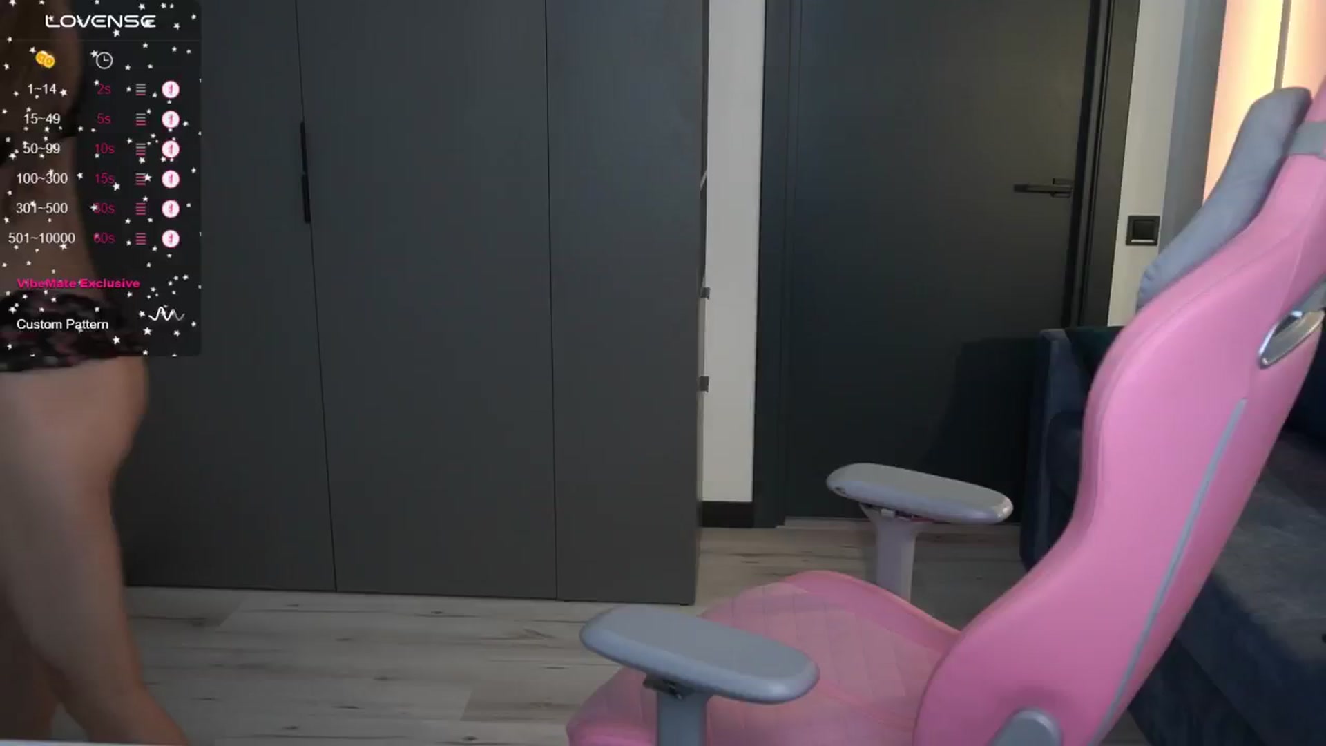 Gallery image thumbnail from Ami_mun's myfreecams stream on, 08/21/2024, 15:03 image 1 of 20