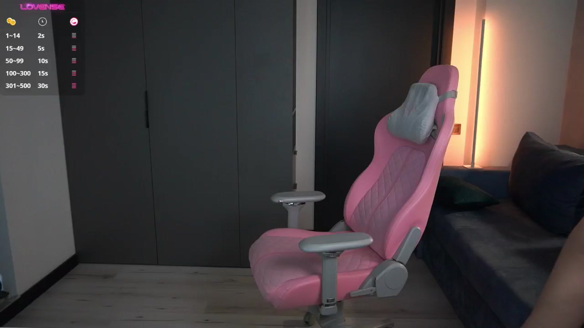 Gallery image thumbnail from Ami_mun's myfreecams stream on, 09/22/2024, 16:23 image 12 of 20