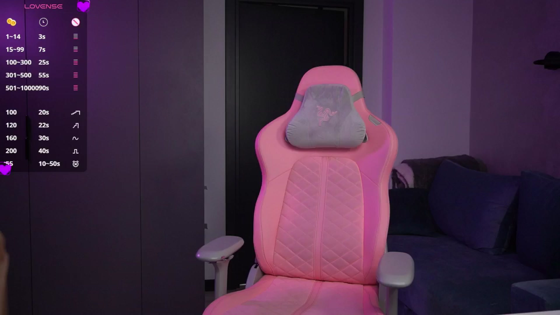Gallery image thumbnail from Ami_mun's myfreecams stream on, 01/04/2025, 18:23 image 11 of 20