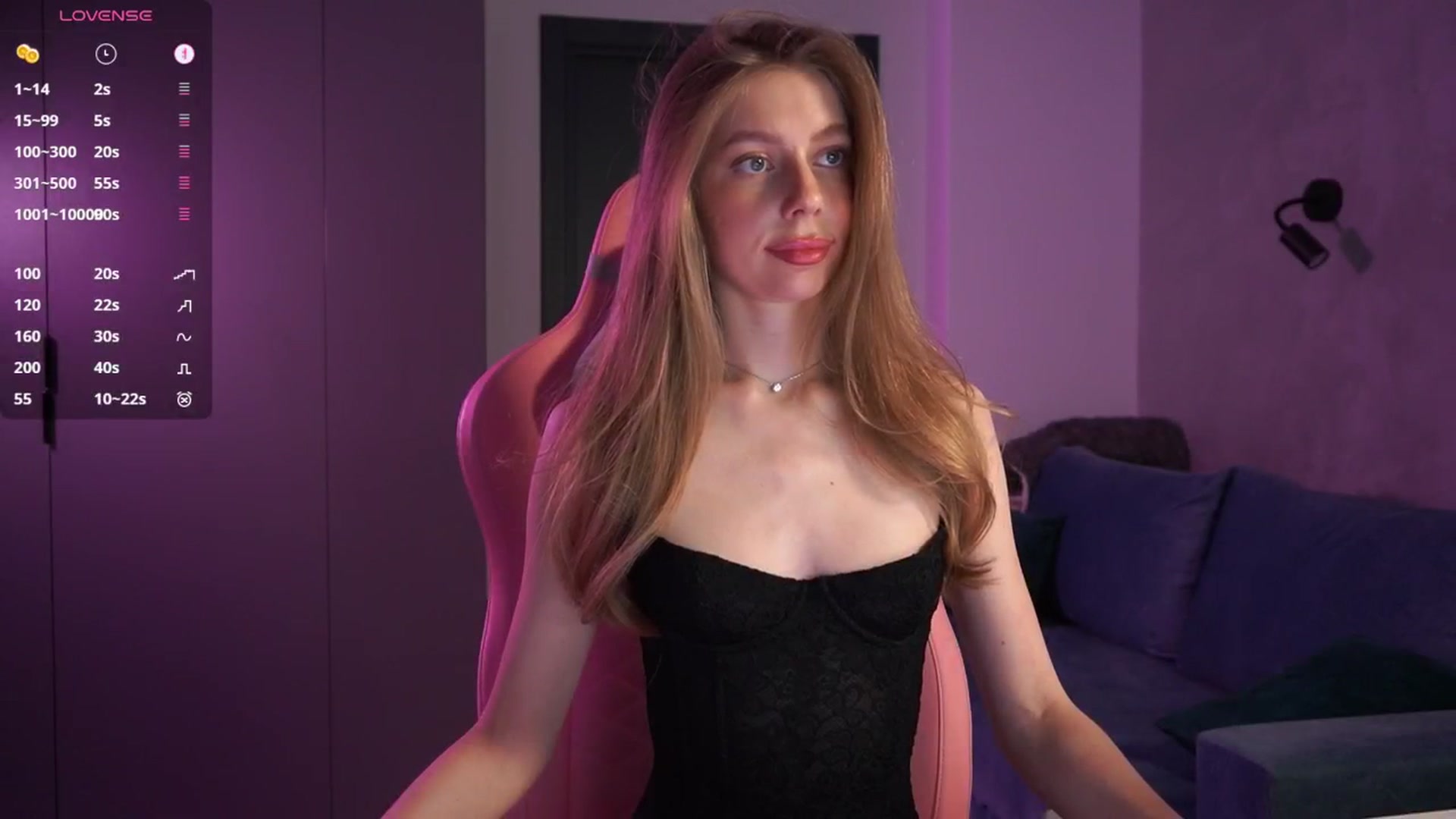 Gallery image thumbnail from Ami_mun's myfreecams stream on, 03/29/2025, 16:53 image 8 of 20