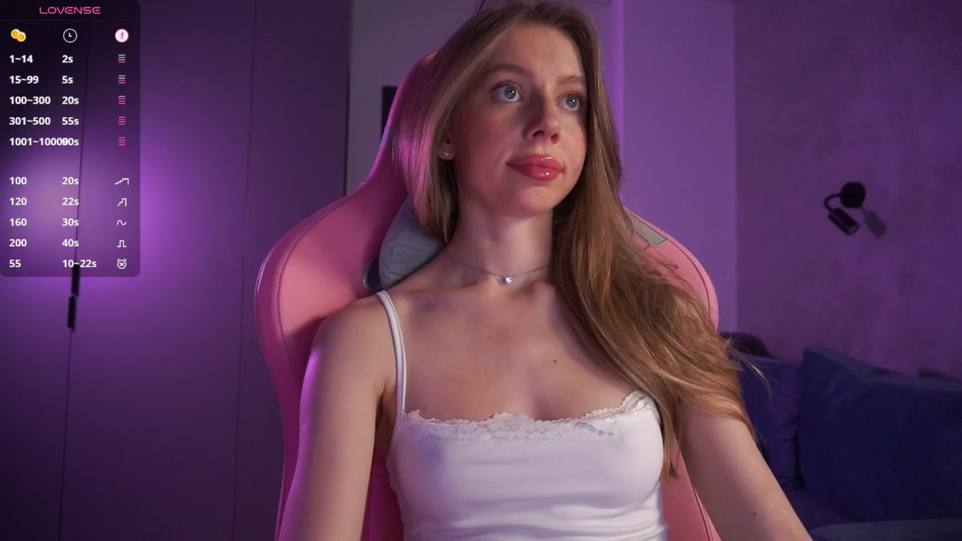 Gallery image thumbnail from Ami_mun's myfreecams stream on, 04/11/2025, 17:34 image 3 of 20