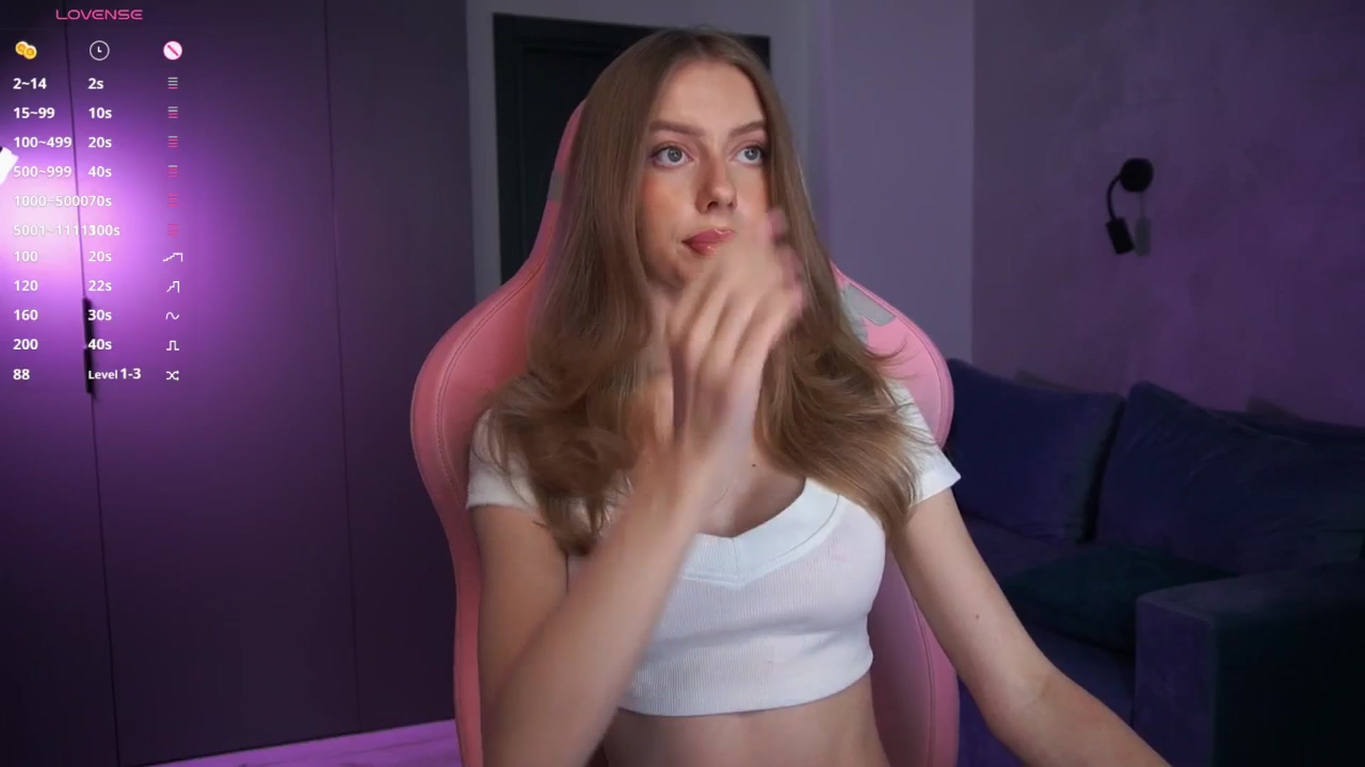 Gallery image thumbnail from Ami_mun's myfreecams stream on, 09/30/2025, 14:15 image 2 of 20