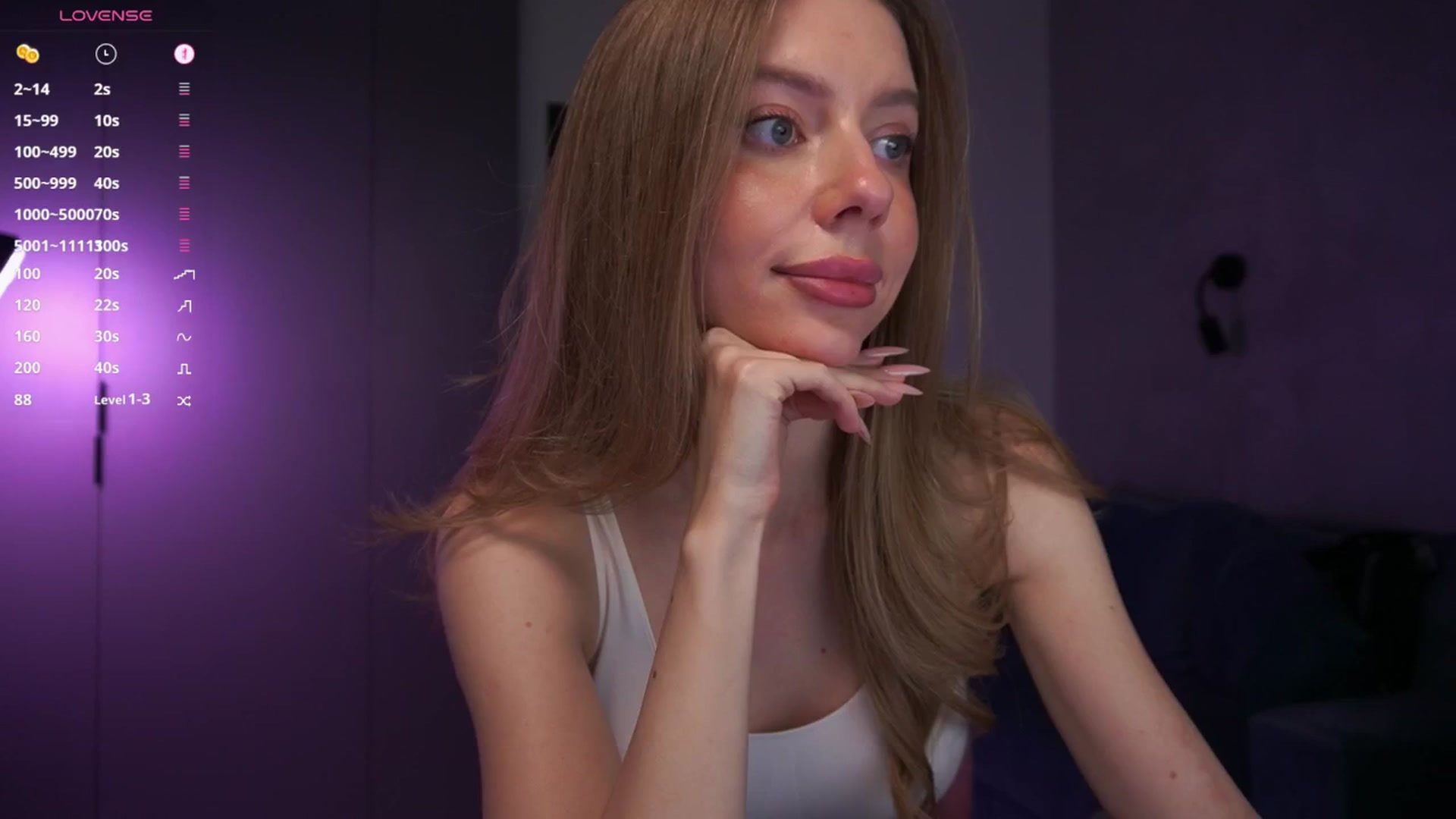 Gallery image thumbnail from Ami_mun's myfreecams stream on, 10/07/2025, 16:50 image 6 of 20