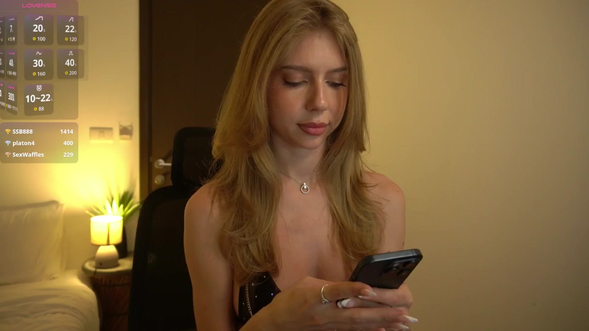 Gallery image thumbnail from Ami_mun's myfreecams stream on, 03/22/2026, 14:51 image 3 of 20