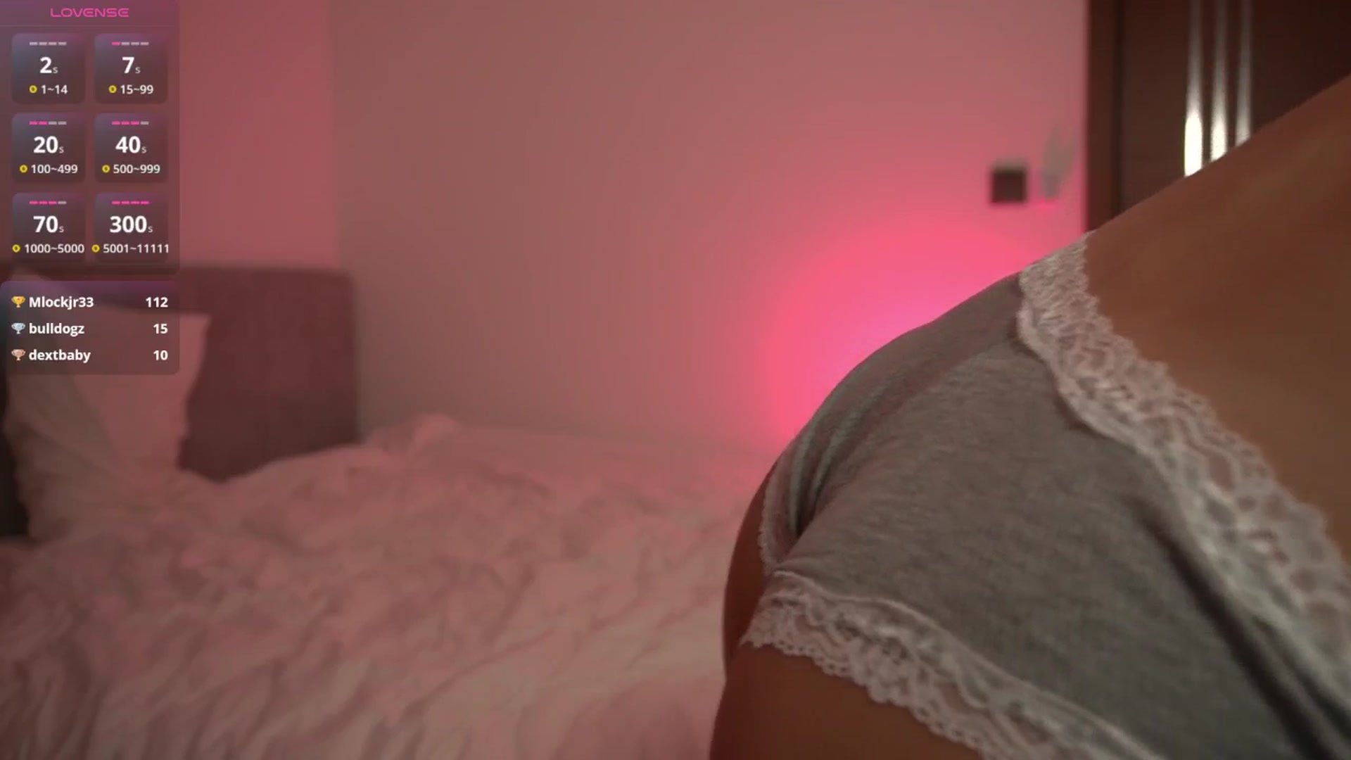 Gallery image thumbnail from Ami_mun's myfreecams stream on, 04/19/2026, 11:47 image 14 of 20