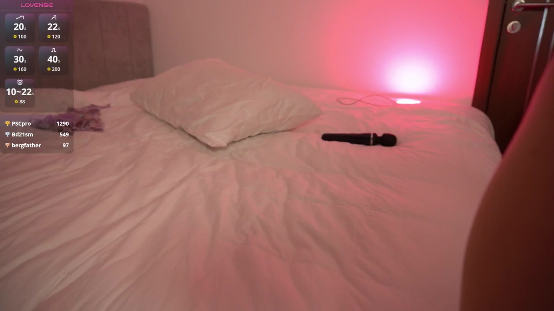 Gallery image thumbnail from Ami_mun's myfreecams stream on, 04/25/2026, 13:42 image 9 of 20