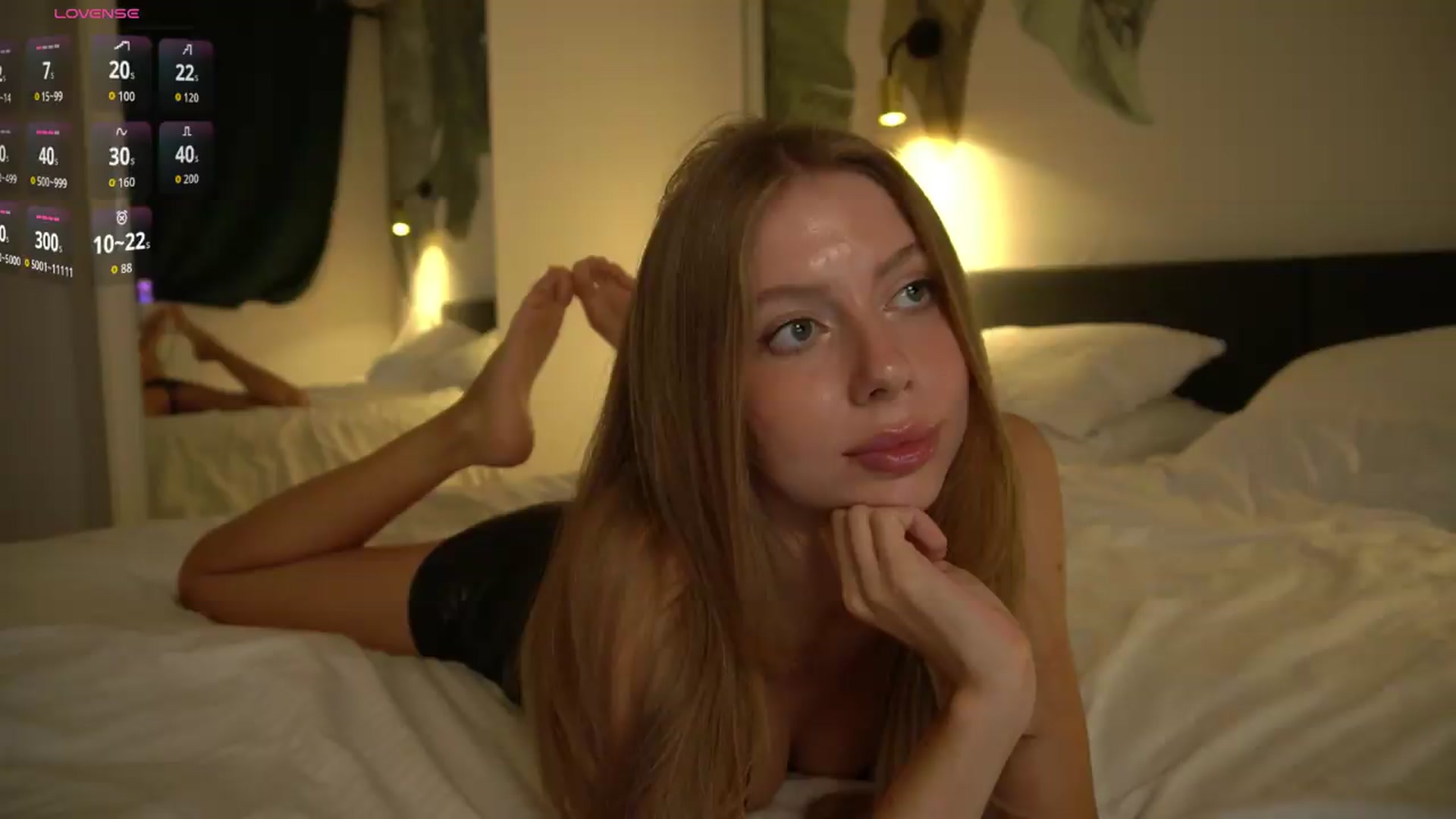 Gallery image thumbnail from Ami_mun's myfreecams stream on, 06/05/2026, 19:27 image 19 of 20