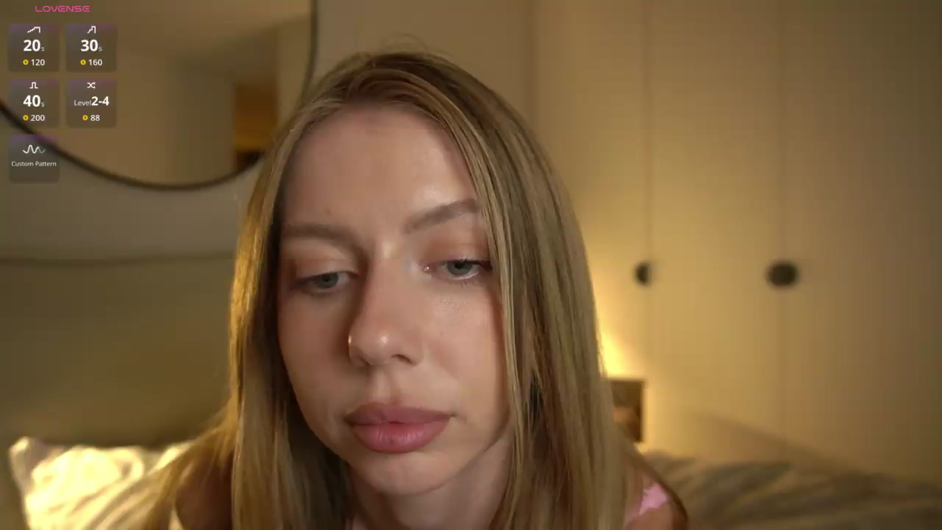 Gallery image thumbnail from Ami_mun's myfreecams stream on, 08/28/2026, 19:47 image 2 of 20