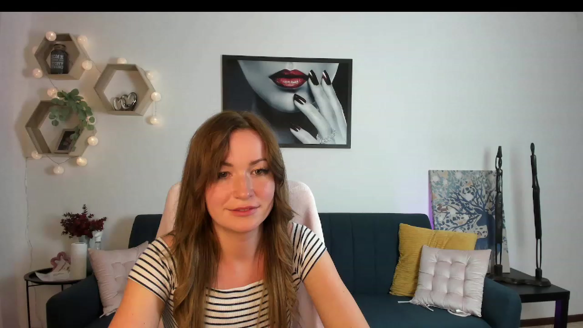 Gallery image thumbnail from Amia_Miley18's myfreecams stream on, 06/16/2023, 21:58 image 1 of 20