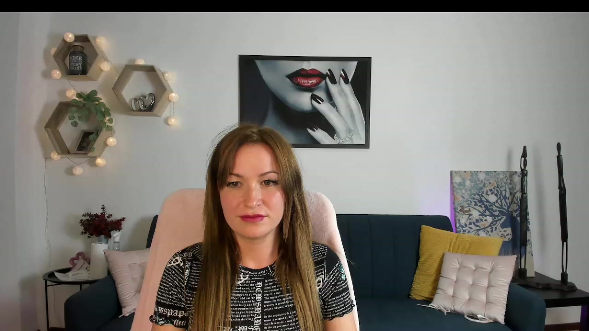 Gallery image thumbnail from Amia_Miley18's myfreecams stream on, 06/17/2023, 21:22 image 7 of 20