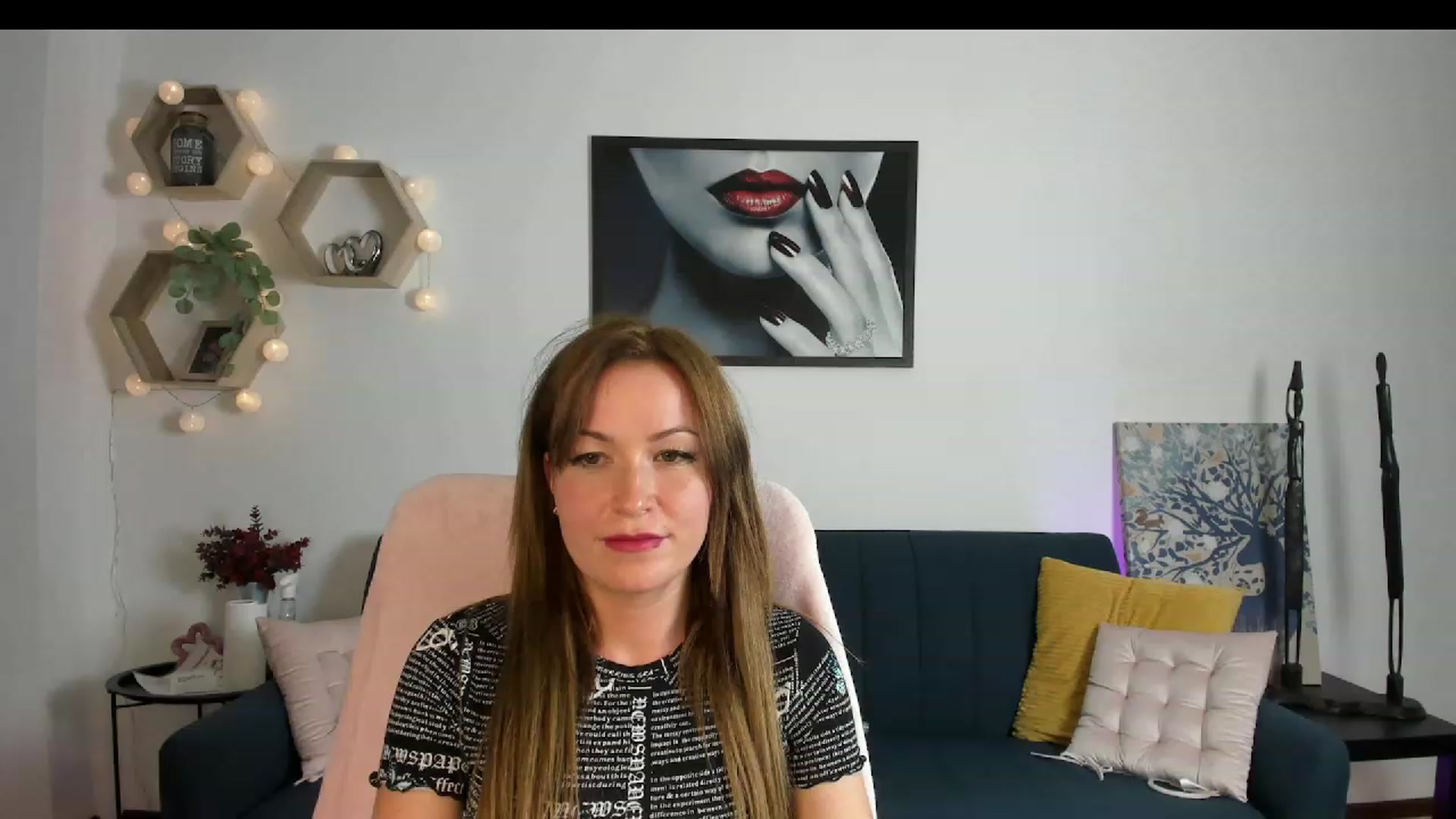 Gallery image thumbnail from Amia_Miley18's myfreecams stream on, 06/17/2023, 21:22 image 5 of 20