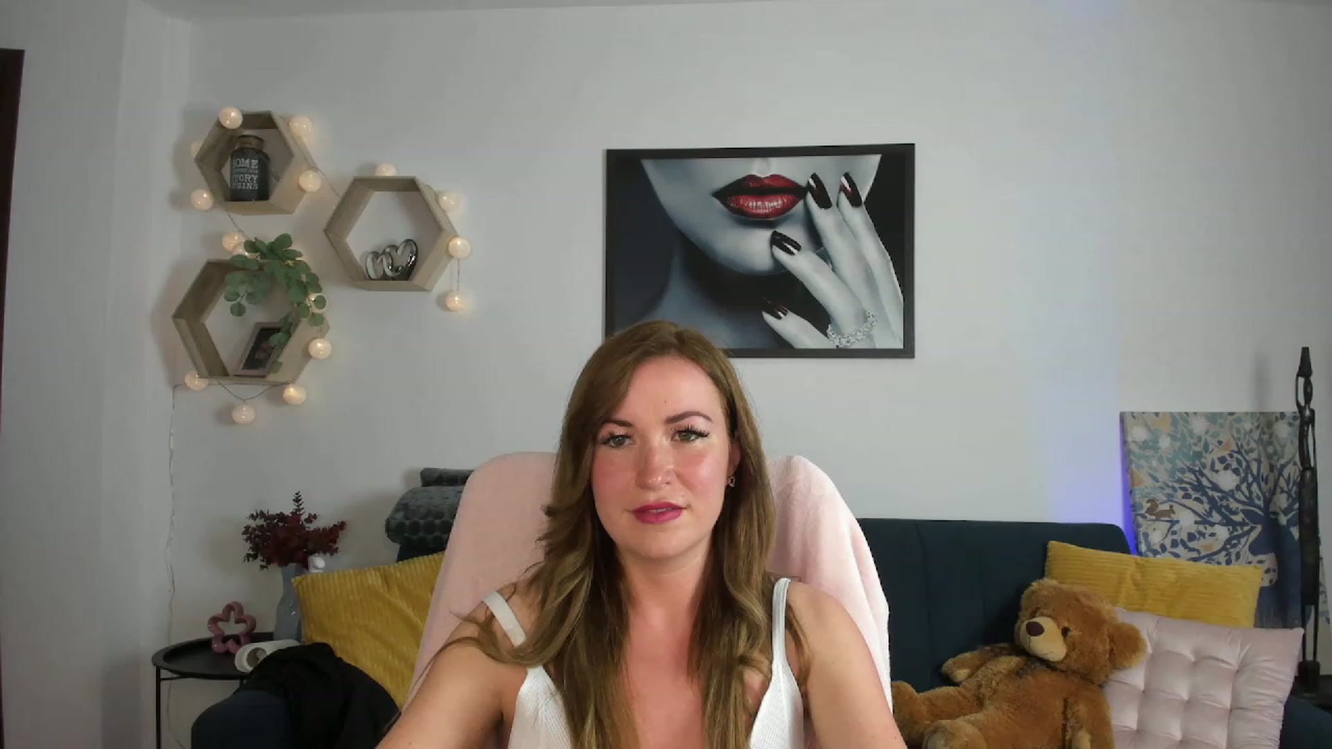 Gallery image thumbnail from Amia_Miley18's myfreecams stream on, 06/20/2023, 18:51 image 13 of 20