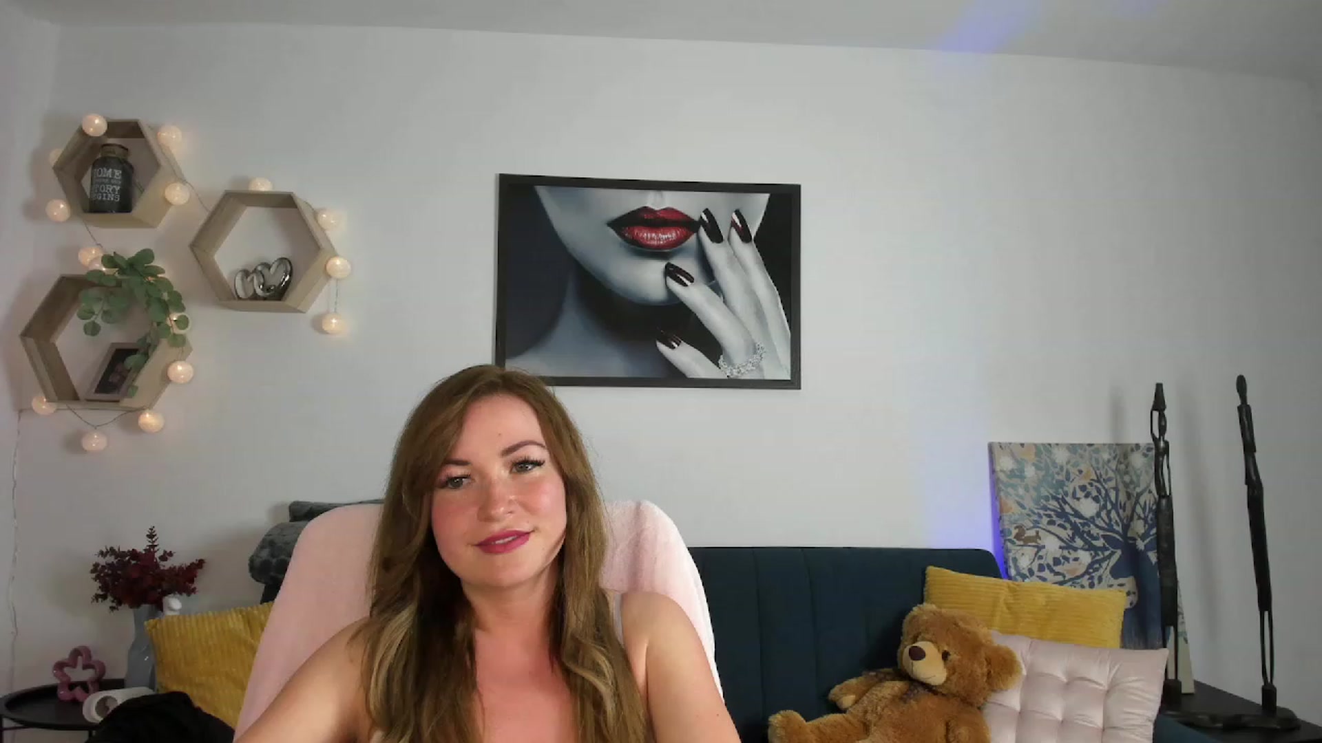 Gallery image thumbnail from Amia_Miley18's myfreecams stream on, 06/20/2023, 19:16 image 5 of 20