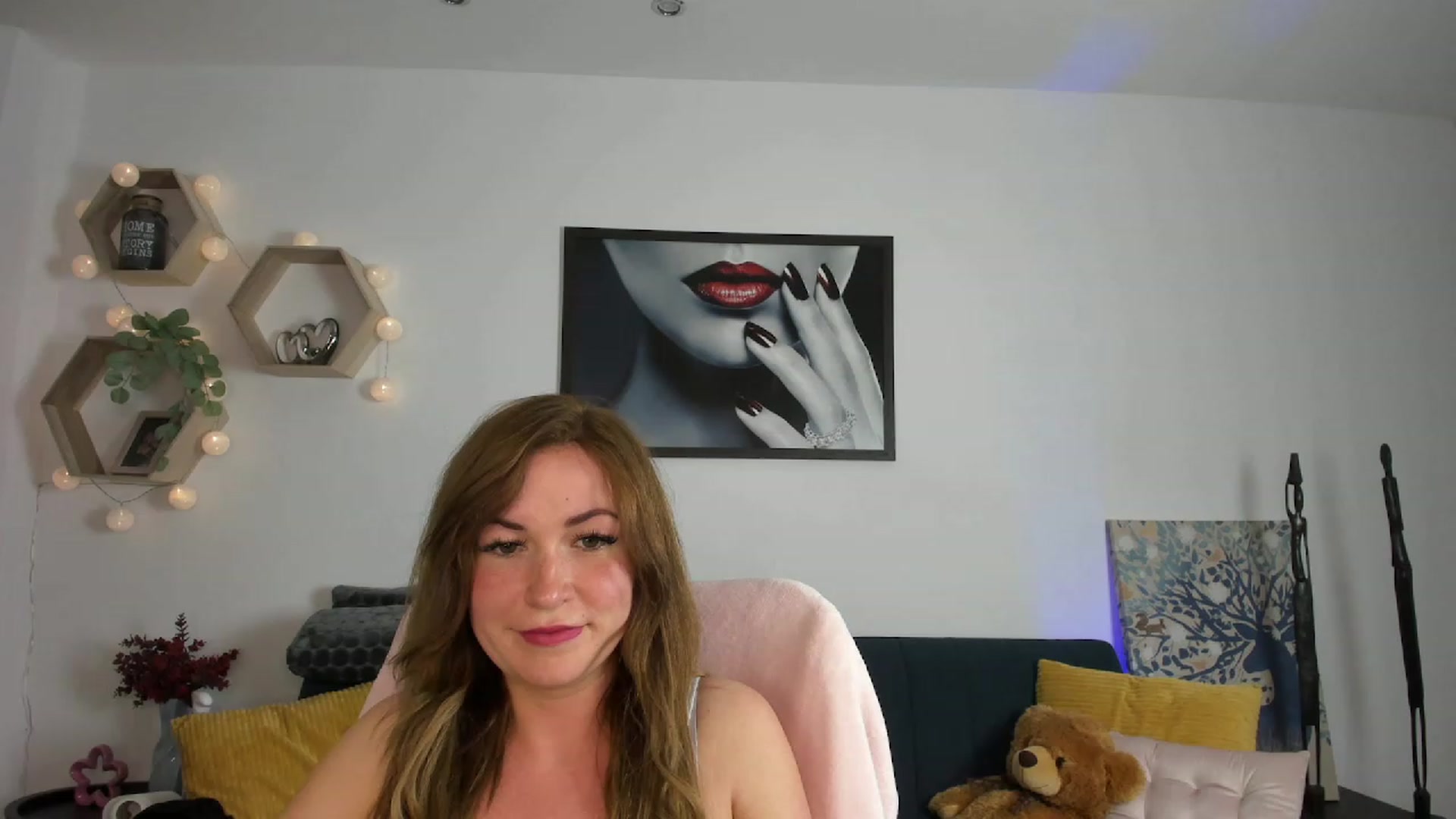 Gallery image thumbnail from Amia_Miley18's myfreecams stream on, 06/20/2023, 19:48 image 1 of 20
