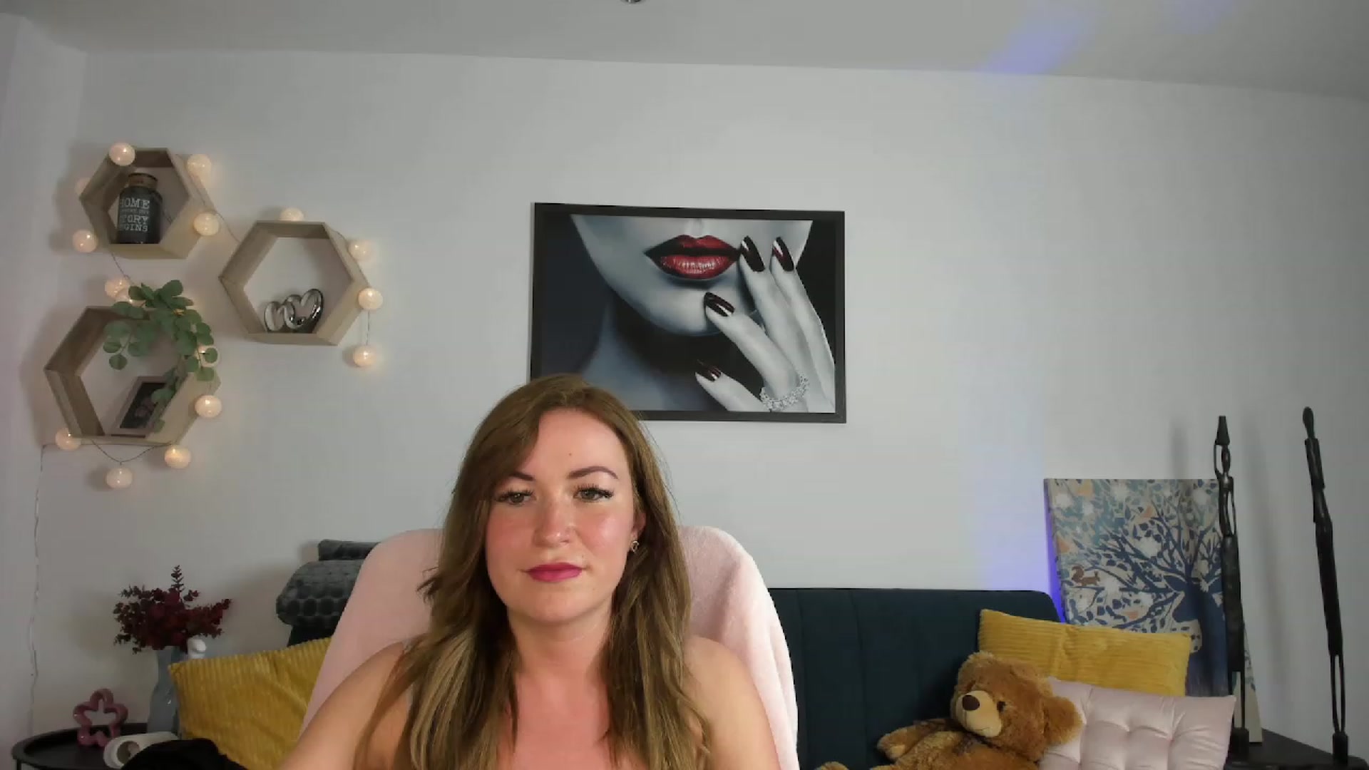 Gallery image thumbnail from Amia_Miley18's myfreecams stream on, 06/20/2023, 19:48 image 13 of 20