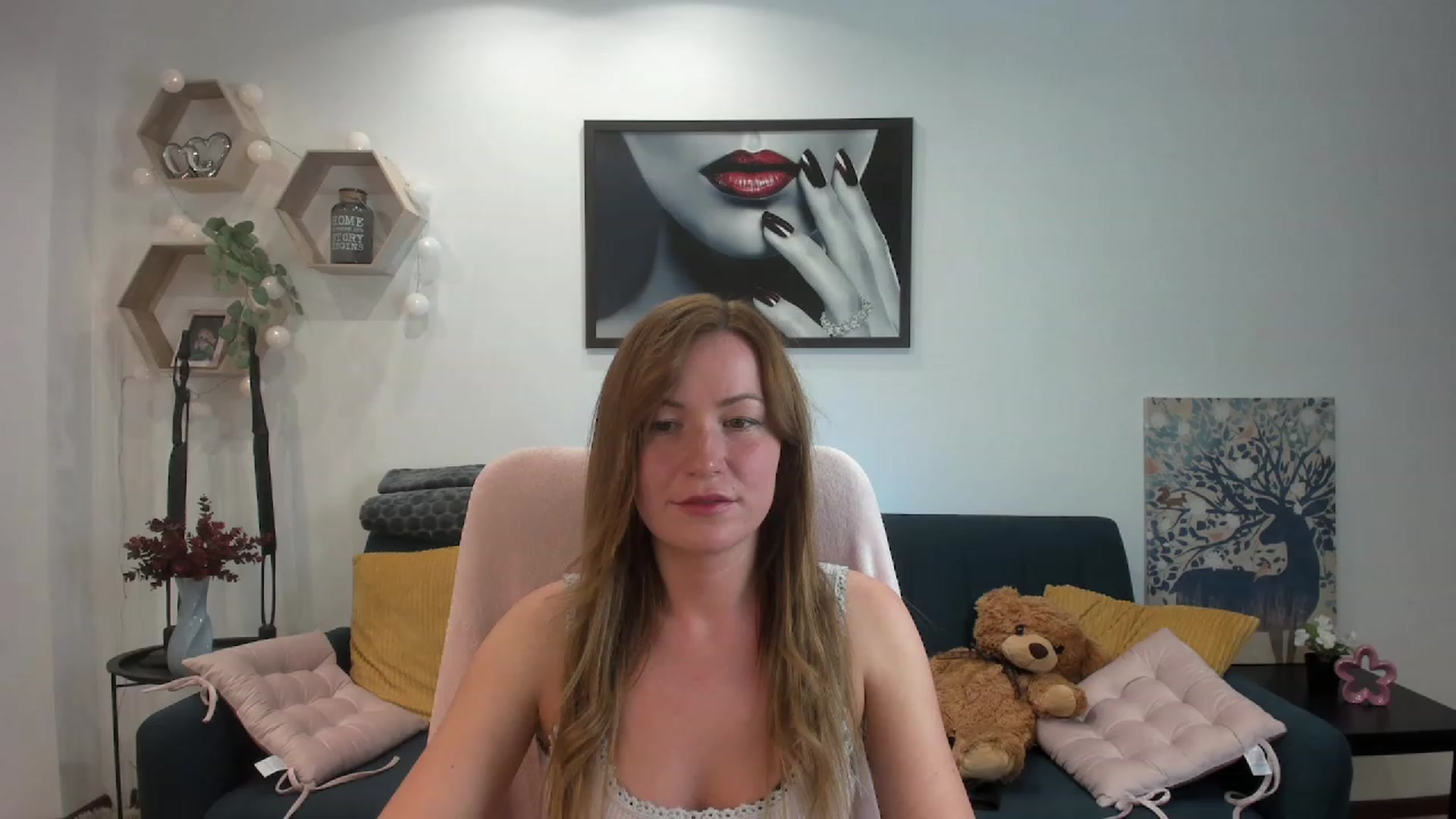 Gallery image thumbnail from Amia_Miley18's myfreecams stream on, 07/01/2023, 01:01 image 11 of 20