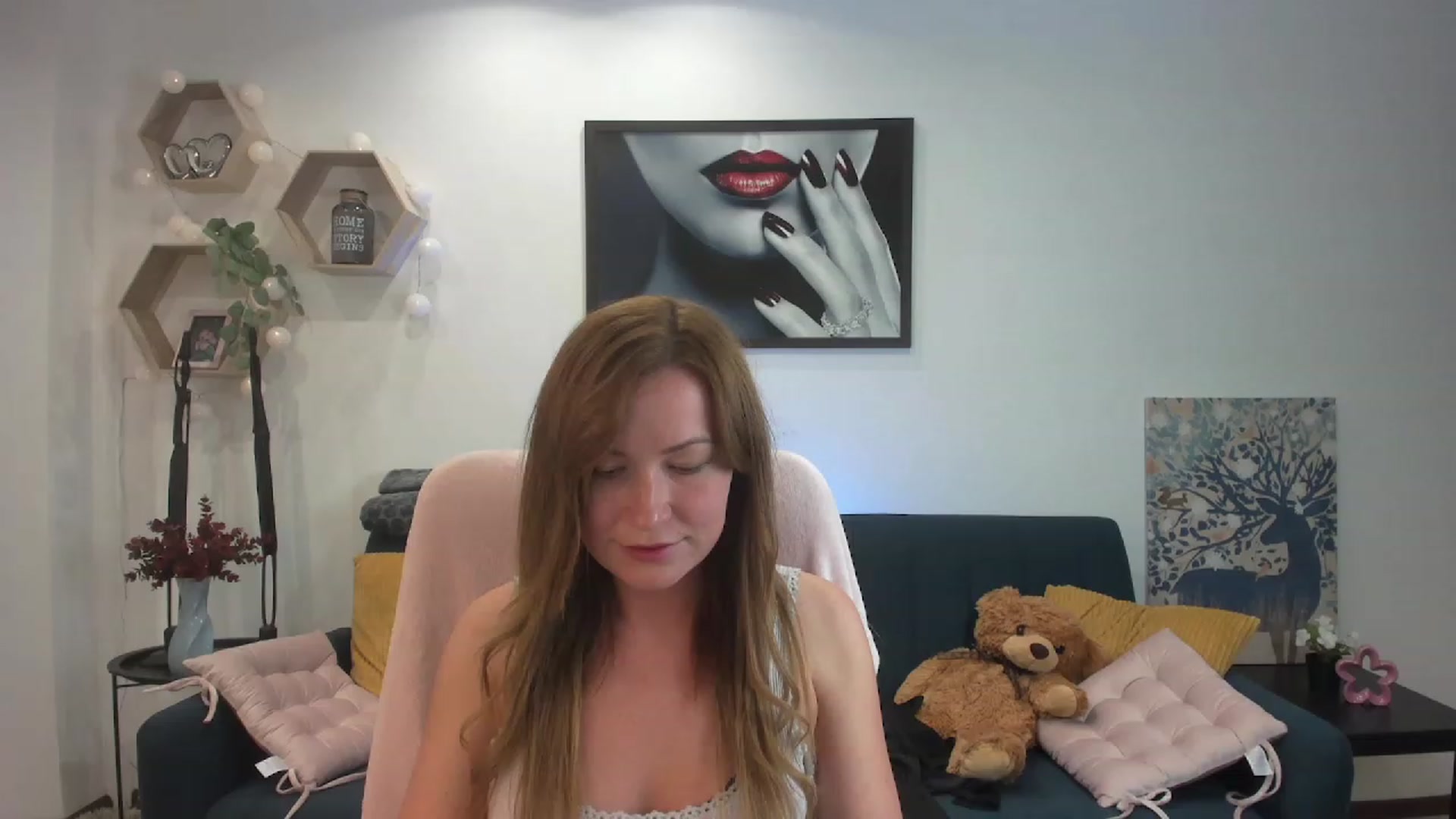 Gallery image thumbnail from Amia_Miley18's myfreecams stream on, 07/01/2023, 01:01 image 7 of 20