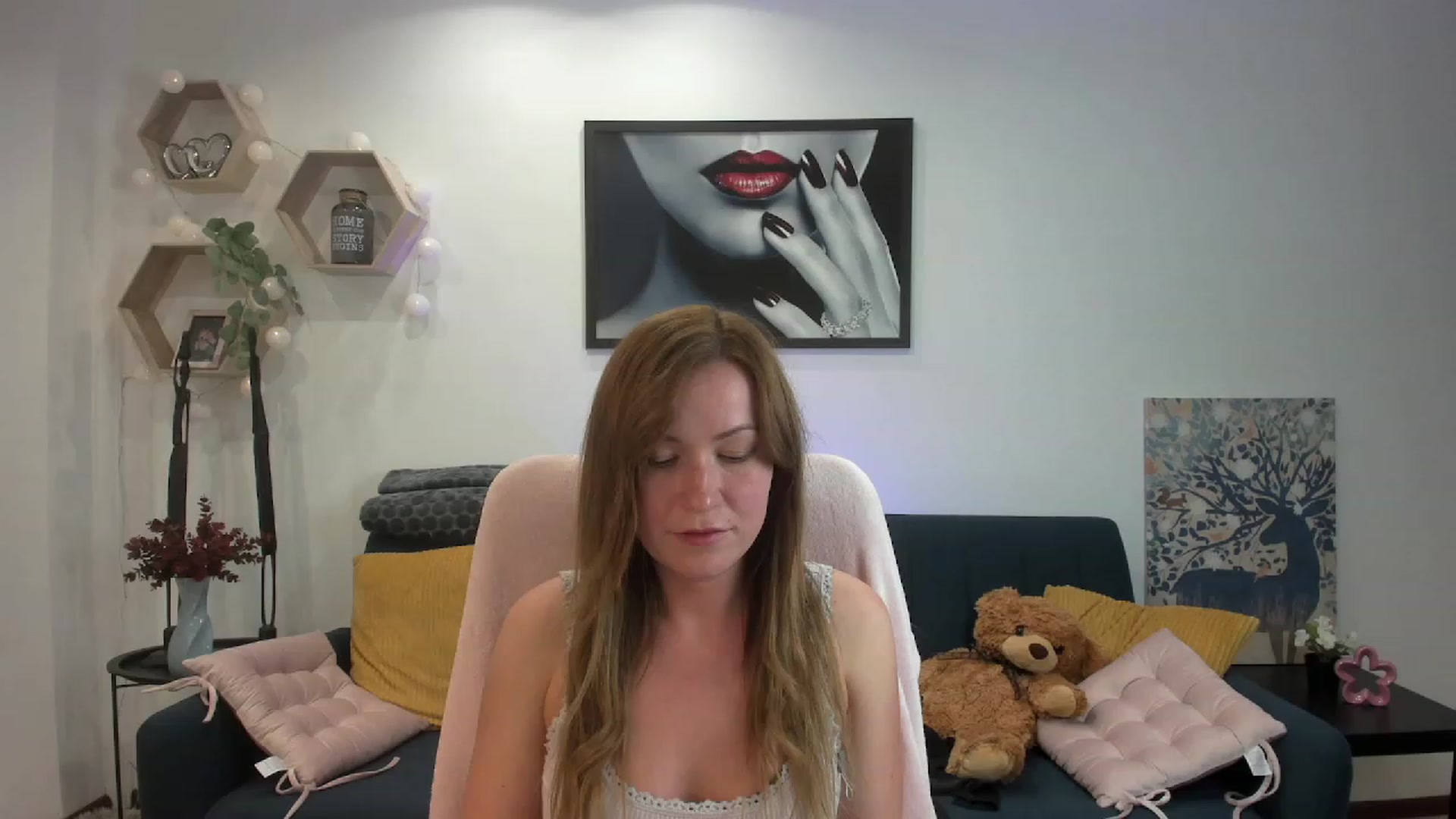 Gallery image thumbnail from Amia_Miley18's myfreecams stream on, 07/01/2023, 01:01 image 10 of 20