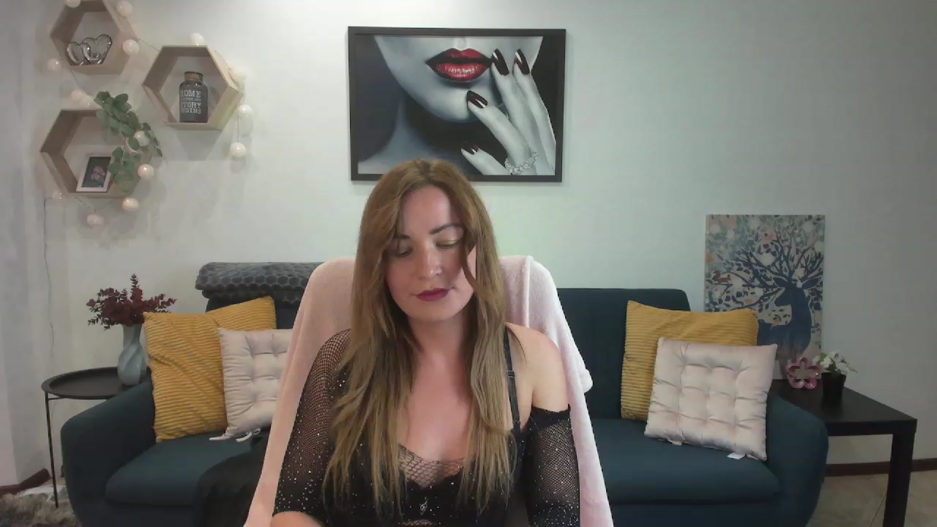 Gallery image thumbnail from Amia_Miley18's myfreecams stream on, 07/04/2023, 18:55 image 19 of 20