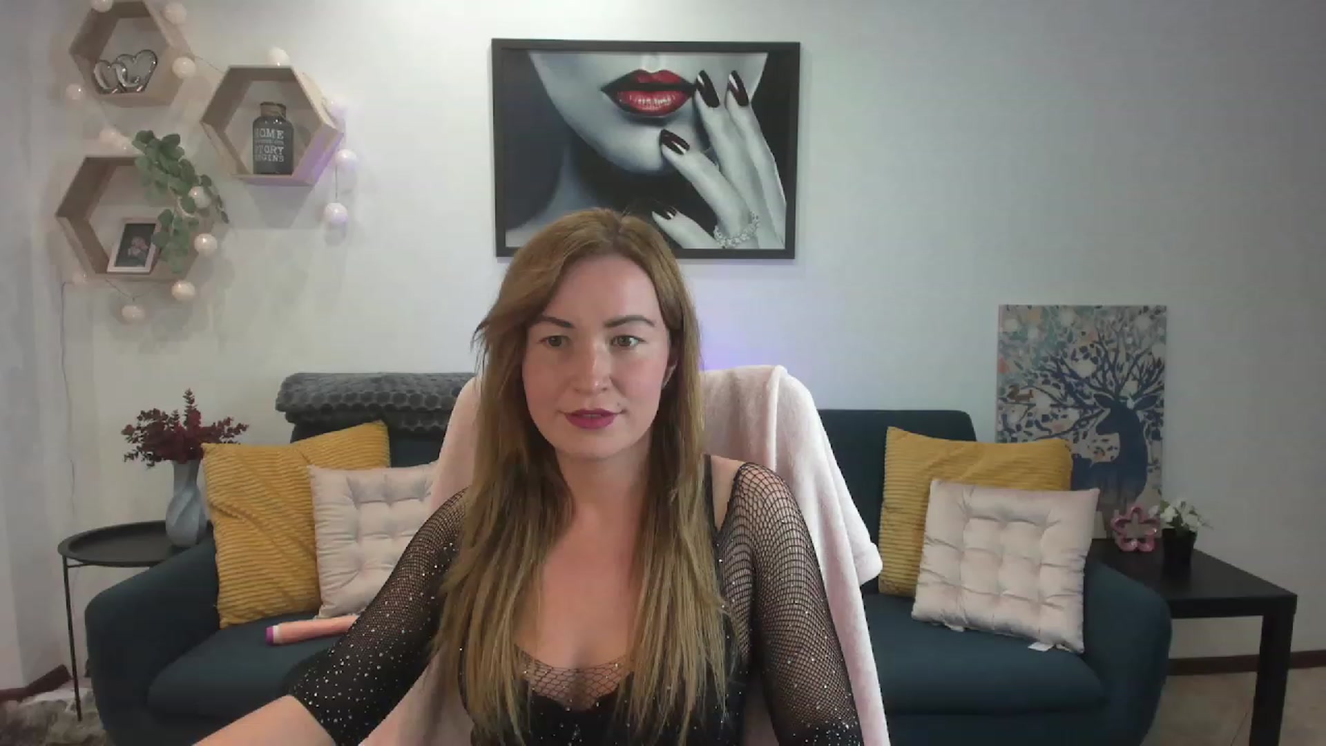 Gallery image thumbnail from Amia_Miley18's myfreecams stream on, 07/04/2023, 18:55 image 4 of 20