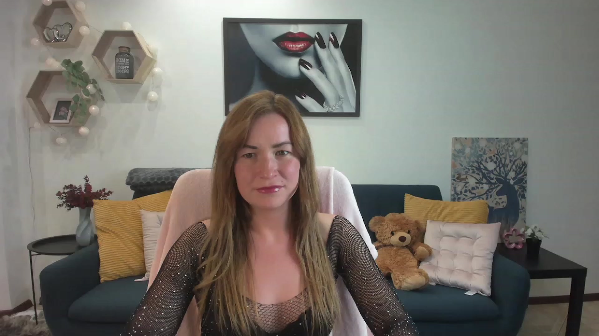 Gallery image thumbnail from Amia_Miley18's myfreecams stream on, 07/04/2023, 21:36 image 11 of 20