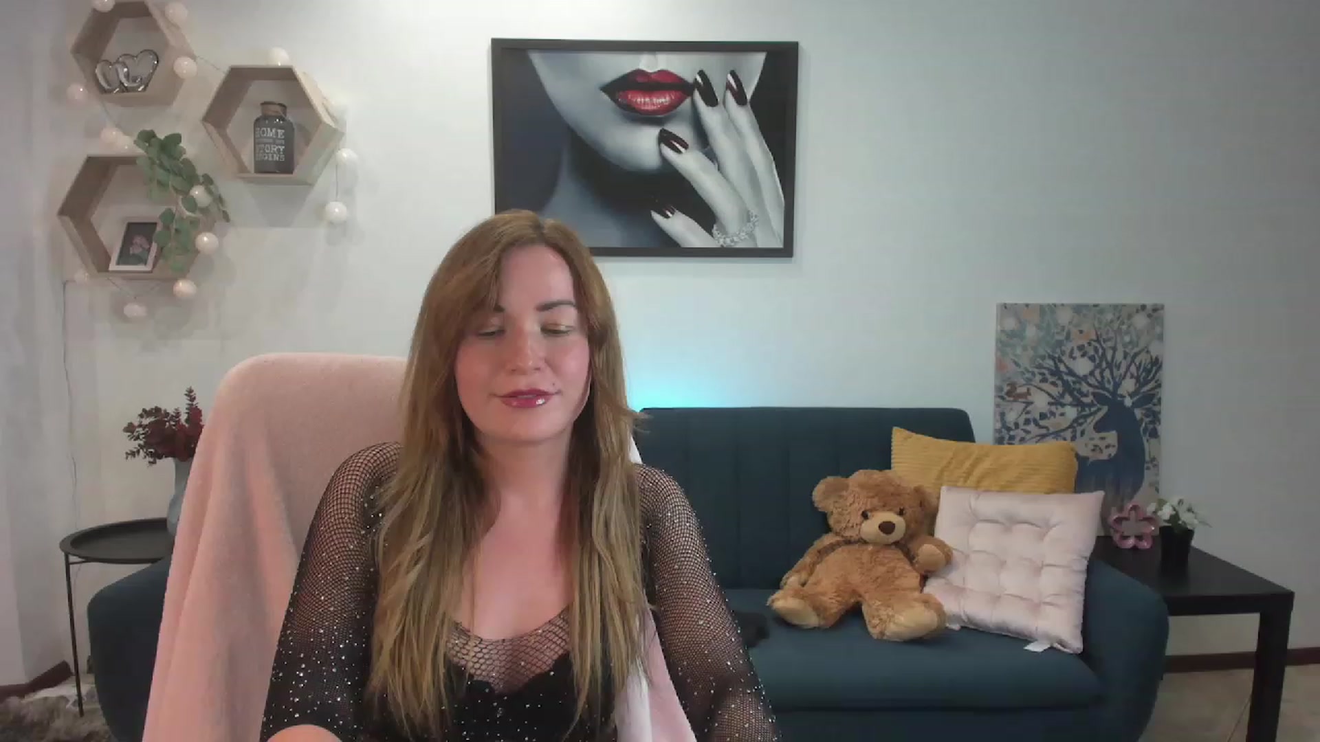Gallery image thumbnail from Amia_Miley18's myfreecams stream on, 07/04/2023, 21:36 image 15 of 20