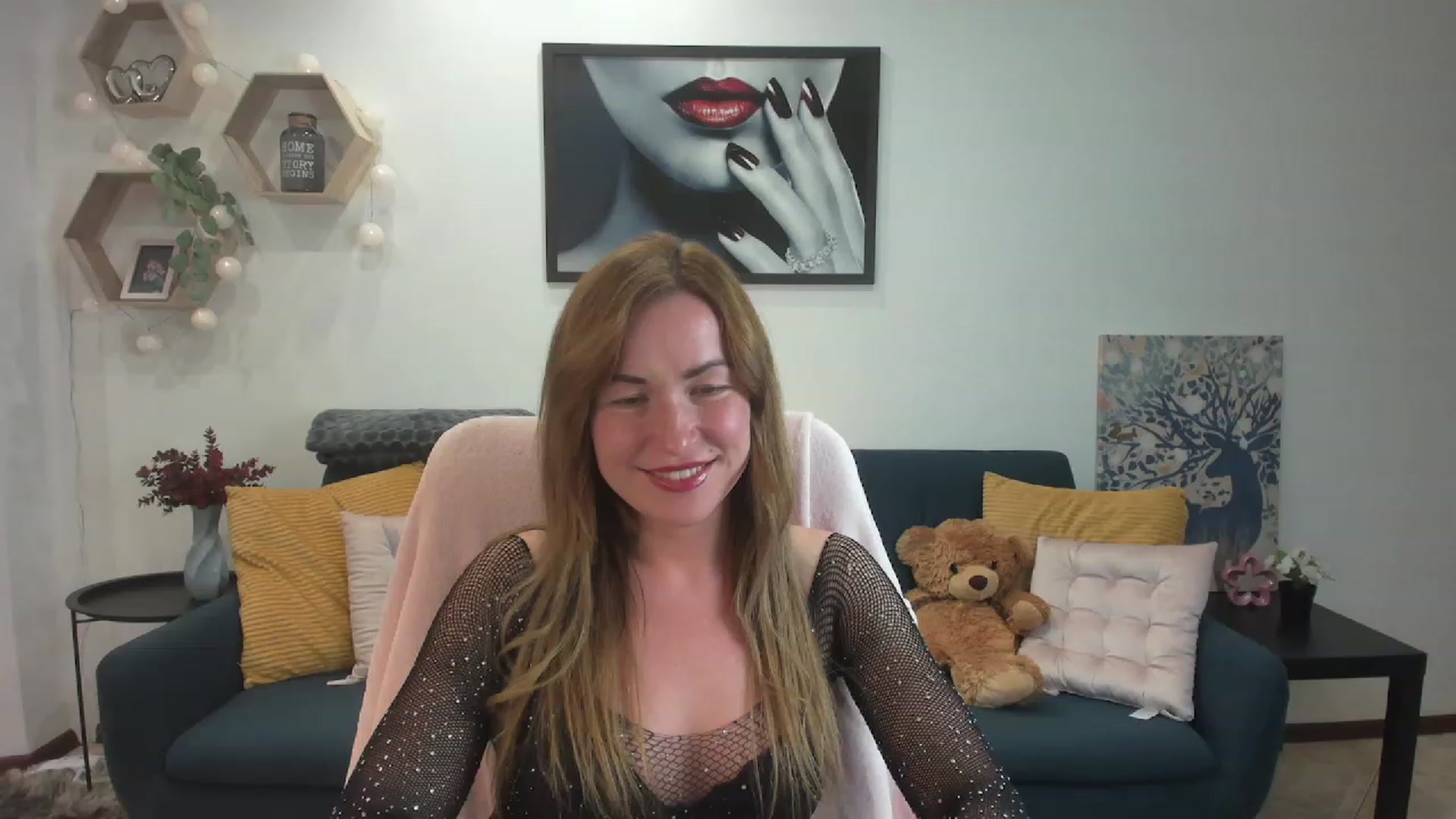 Gallery image thumbnail from Amia_Miley18's myfreecams stream on, 07/04/2023, 21:36 image 10 of 20