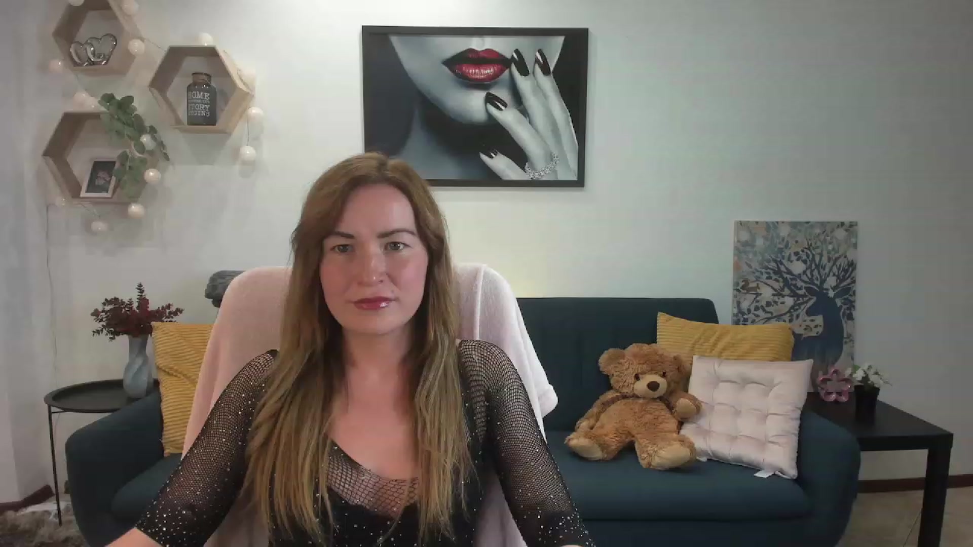 Gallery image thumbnail from Amia_Miley18's myfreecams stream on, 07/04/2023, 22:43 image 11 of 20