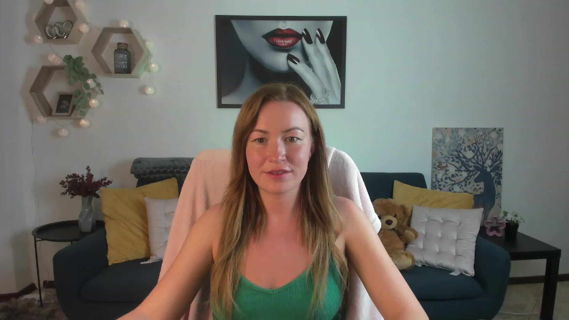 Gallery image thumbnail from Amia_Miley18's myfreecams stream on, 07/05/2023, 21:37 image 15 of 20