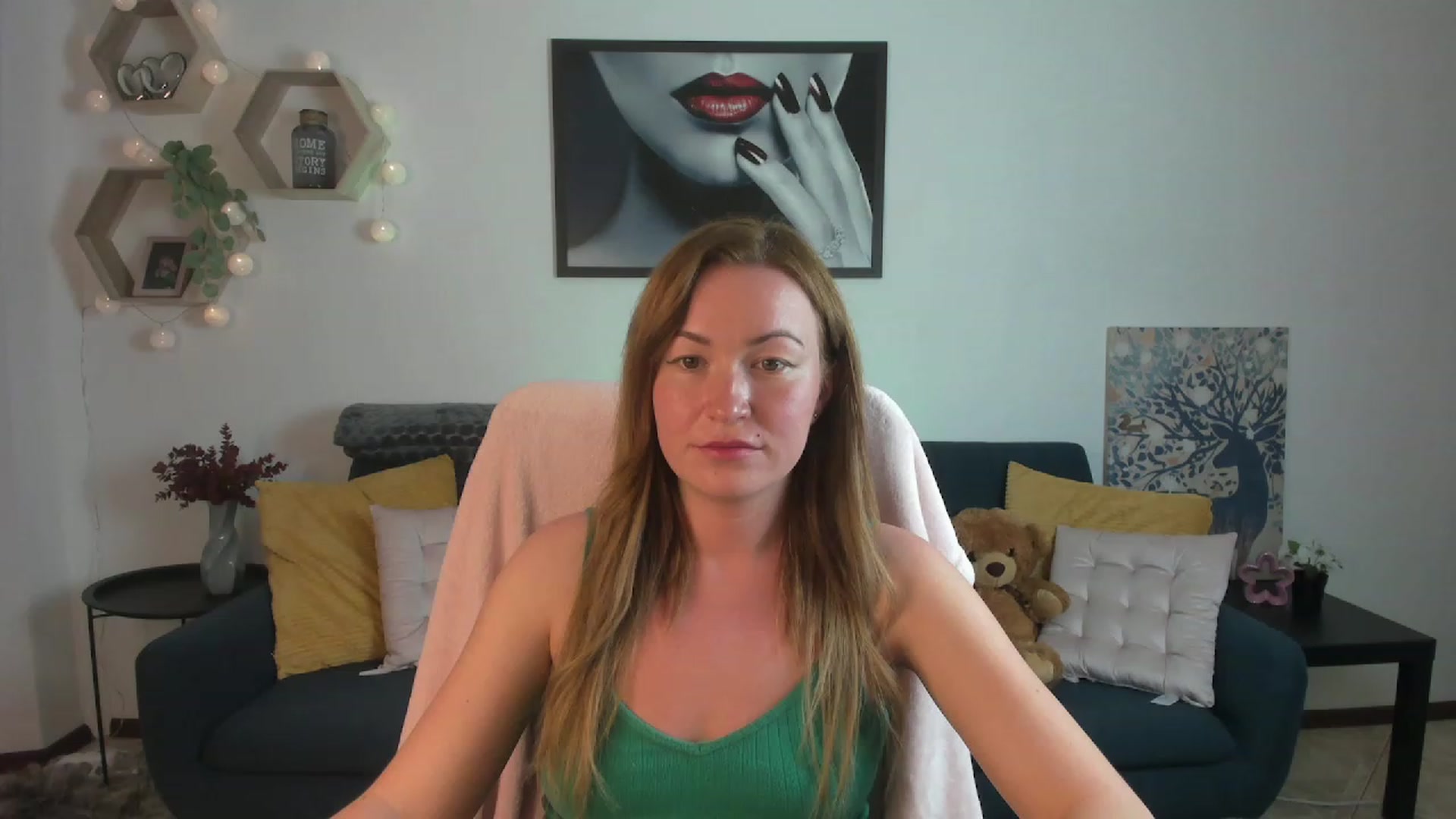 Gallery image thumbnail from Amia_Miley18's myfreecams stream on, 07/05/2023, 21:37 image 20 of 20