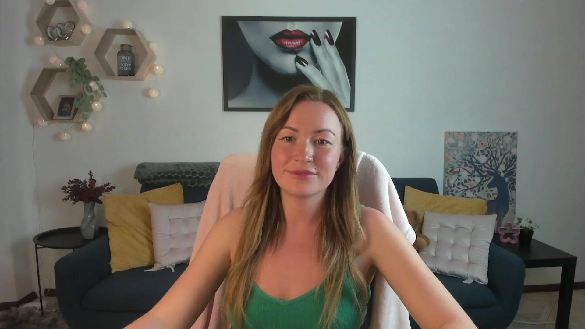 Gallery image thumbnail from Amia_Miley18's myfreecams stream on, 07/05/2023, 21:37 image 13 of 20