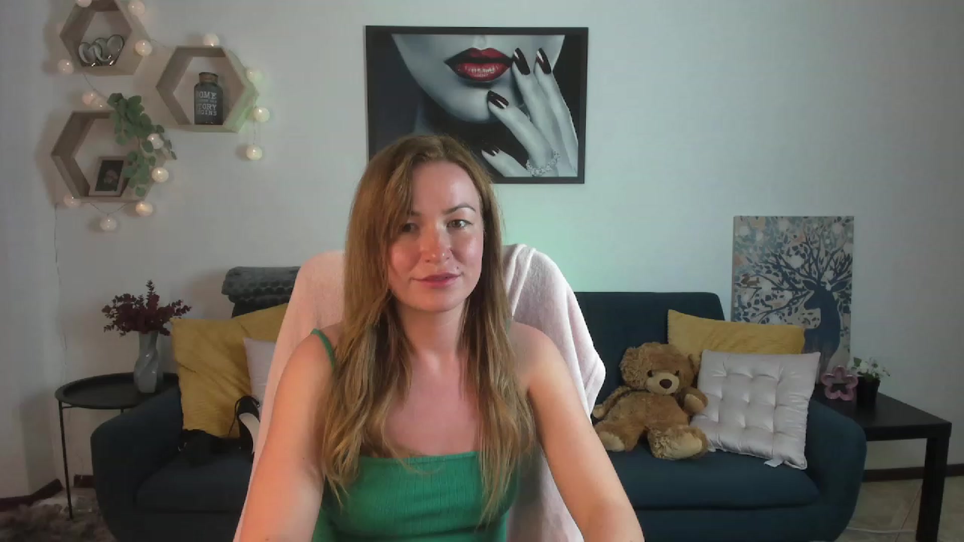 Gallery image thumbnail from Amia_Miley18's myfreecams stream on, 07/05/2023, 22:14 image 2 of 20