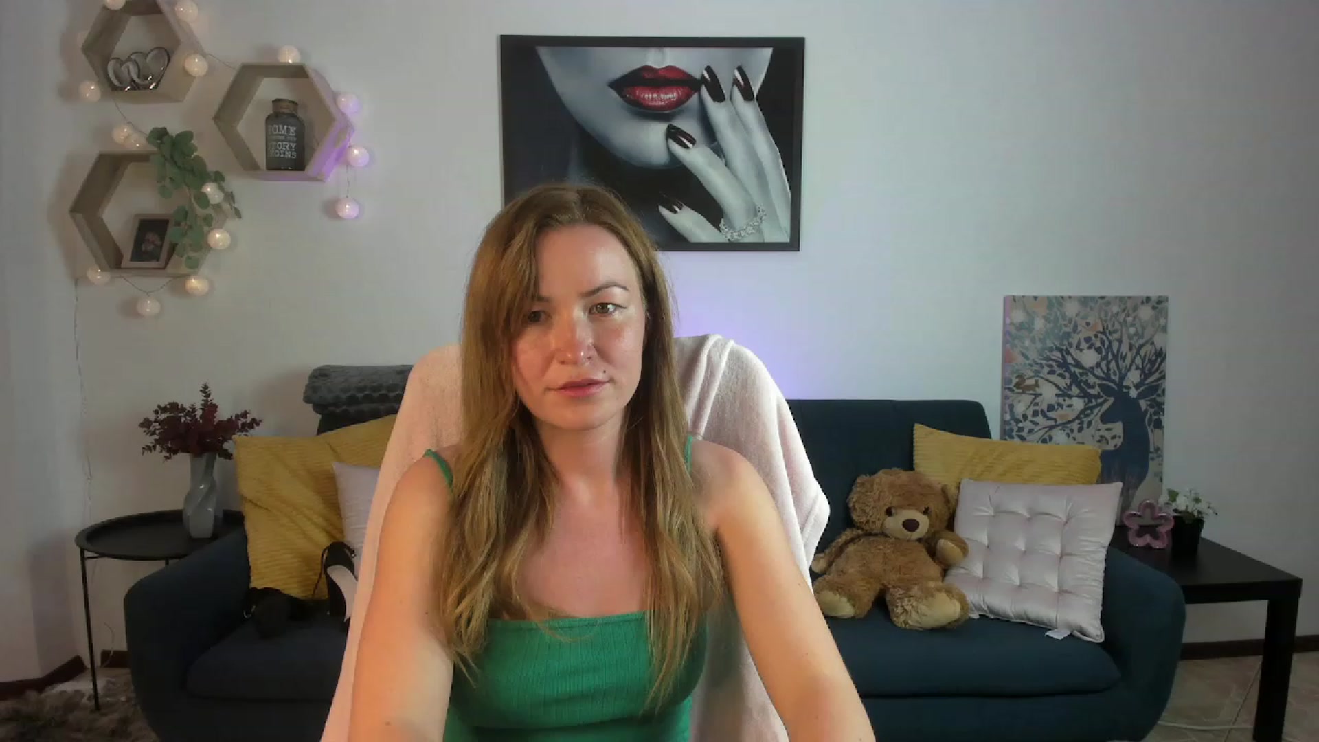 Gallery image thumbnail from Amia_Miley18's myfreecams stream on, 07/05/2023, 22:14 image 8 of 20